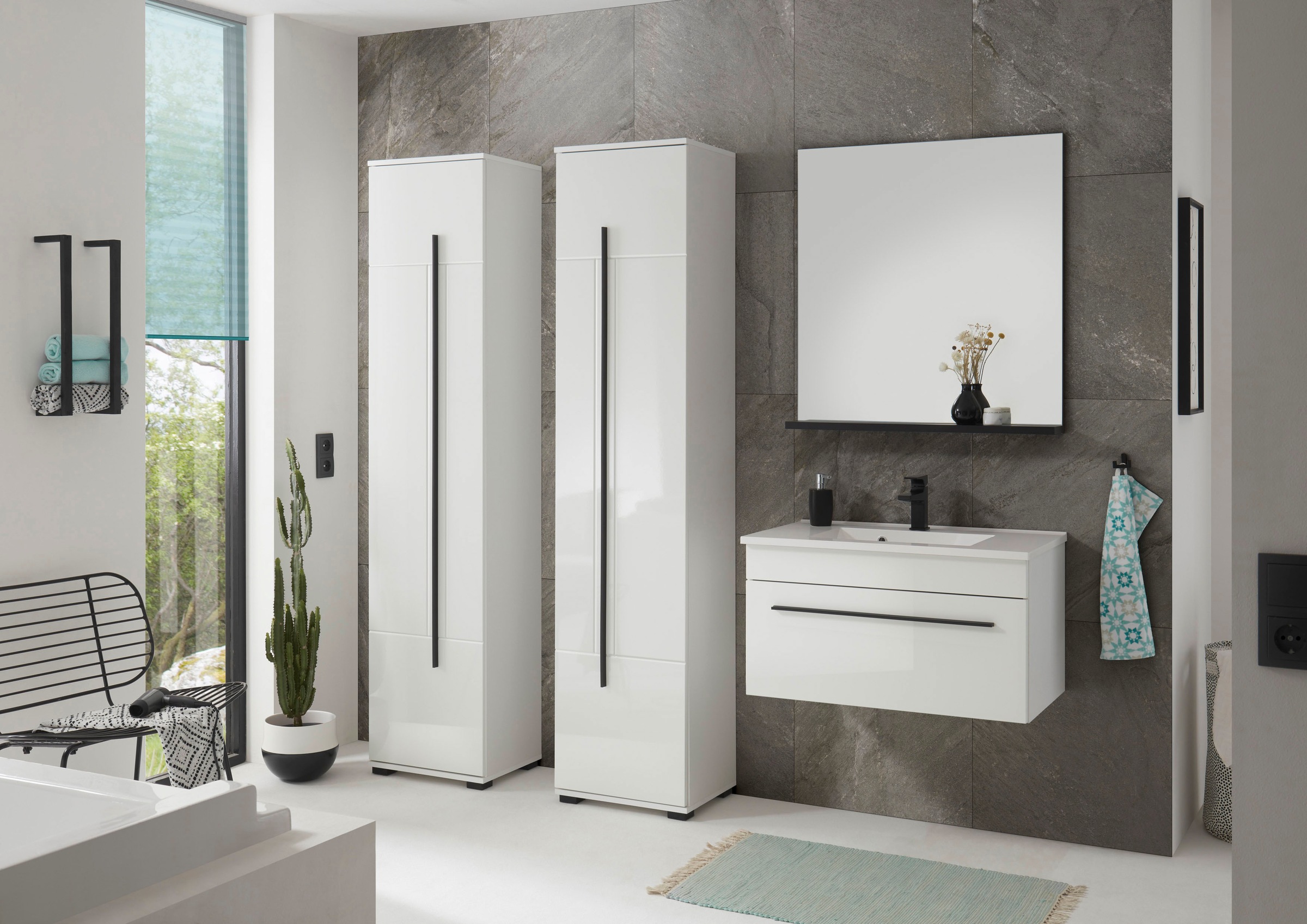 INOSIGN Hochschrank »Cantara, Badschrank in Hochglanz Weiß, Hochschrank im modernen Design«, mit schwarzen Griffen, ausreichend Stauraum