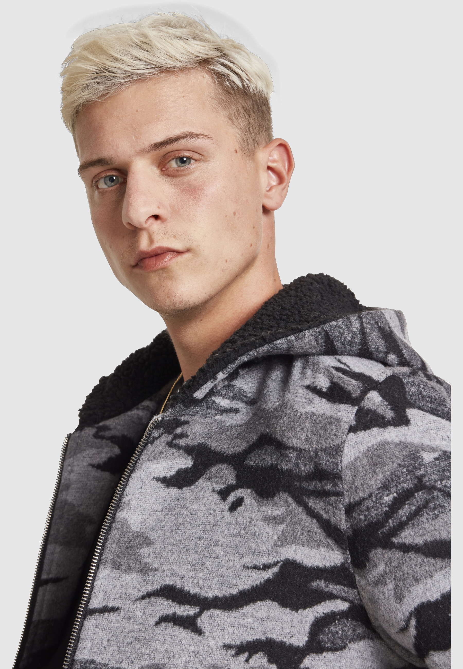 URBAN CLASSICS Winterjacke »Urban Classics Herren Camo Zip Jacket« 1 Stk. tlg. mit Kapuze