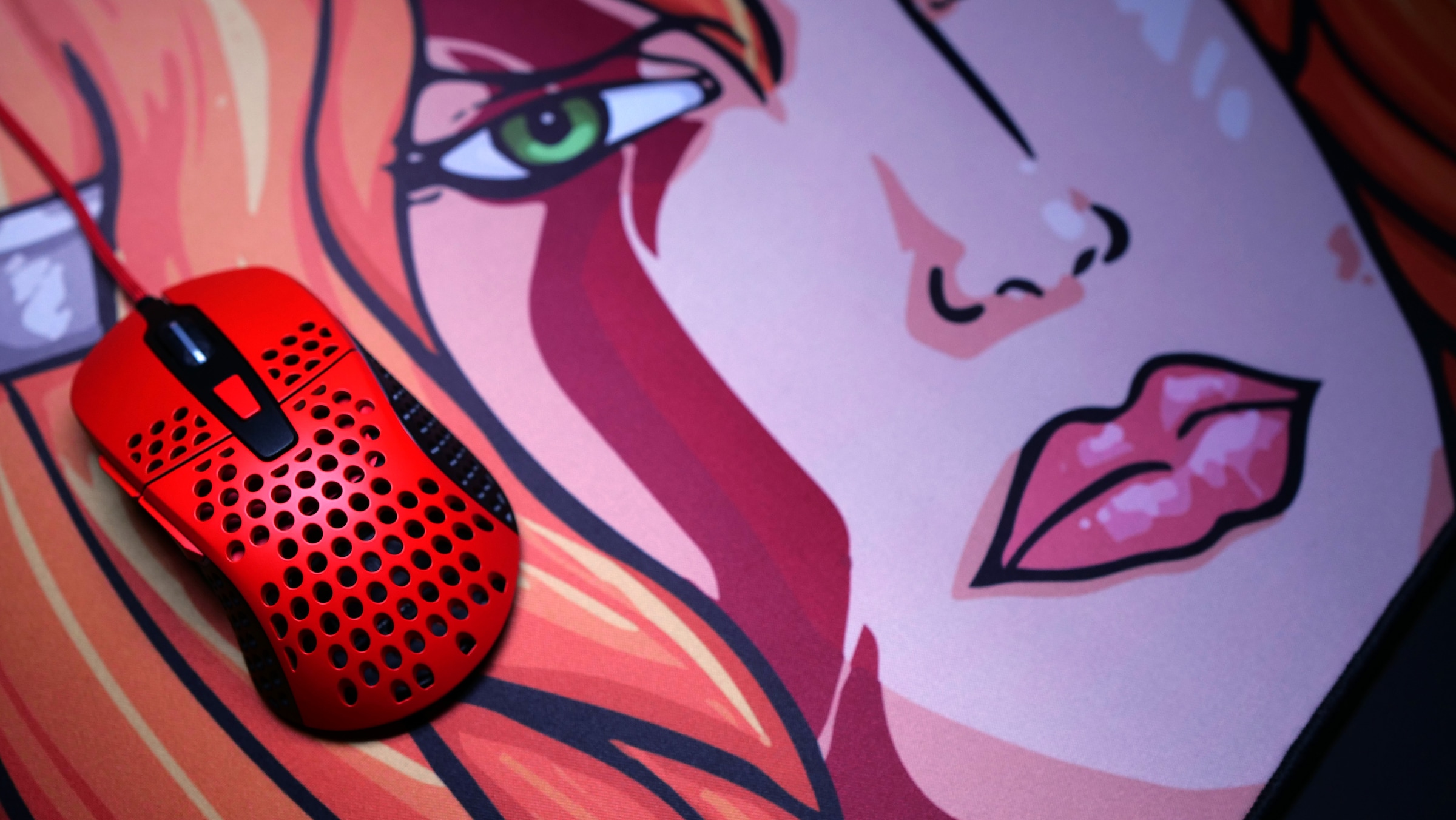 Cherry Xtrfy Gaming-Maus »M4 RGB«, kabelgebunden, ultraleichte Gaming-Maus