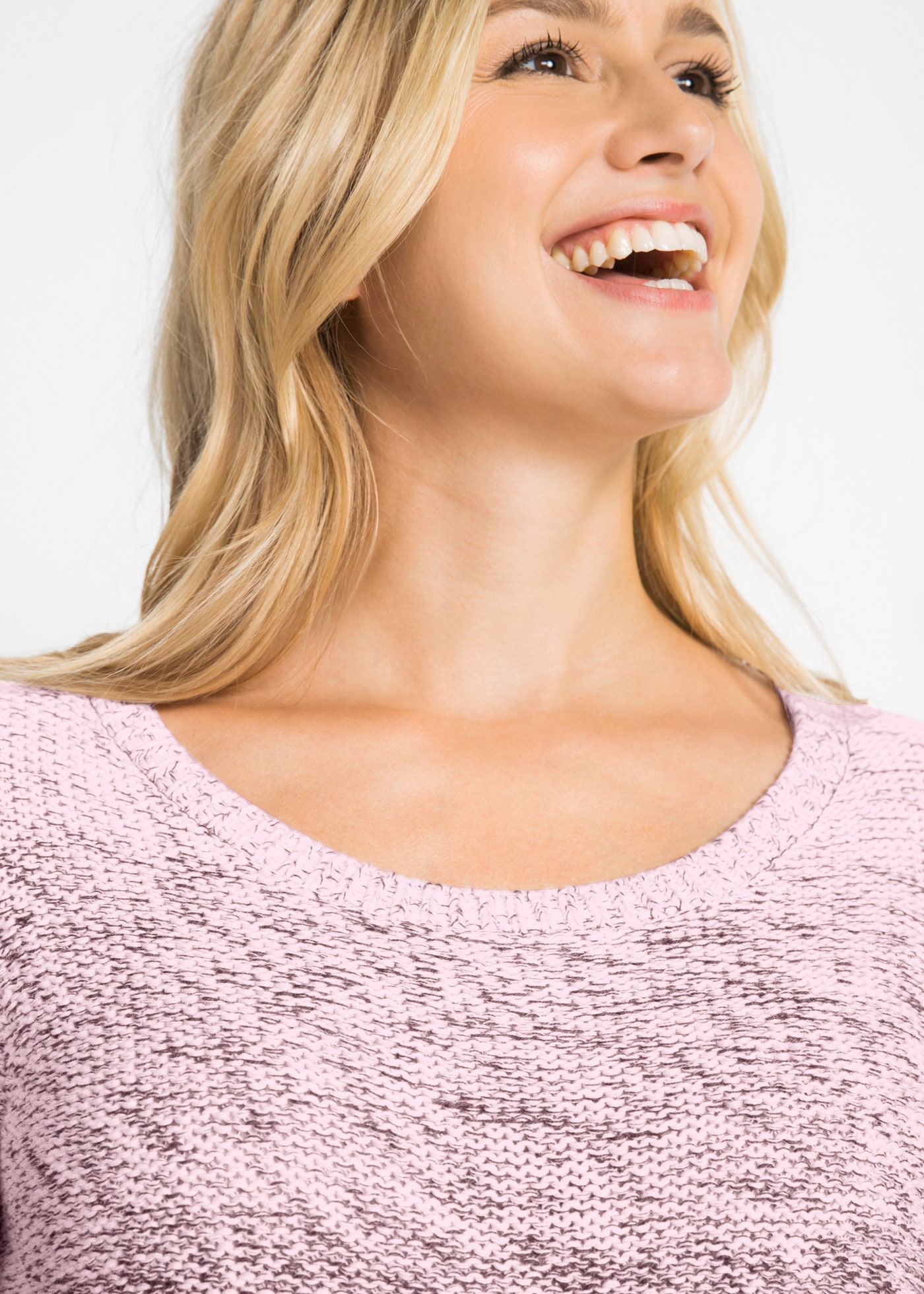 bonprix Strickpullover aus Baumwolle und Polyacryl, mit Rundhalsausschnitt