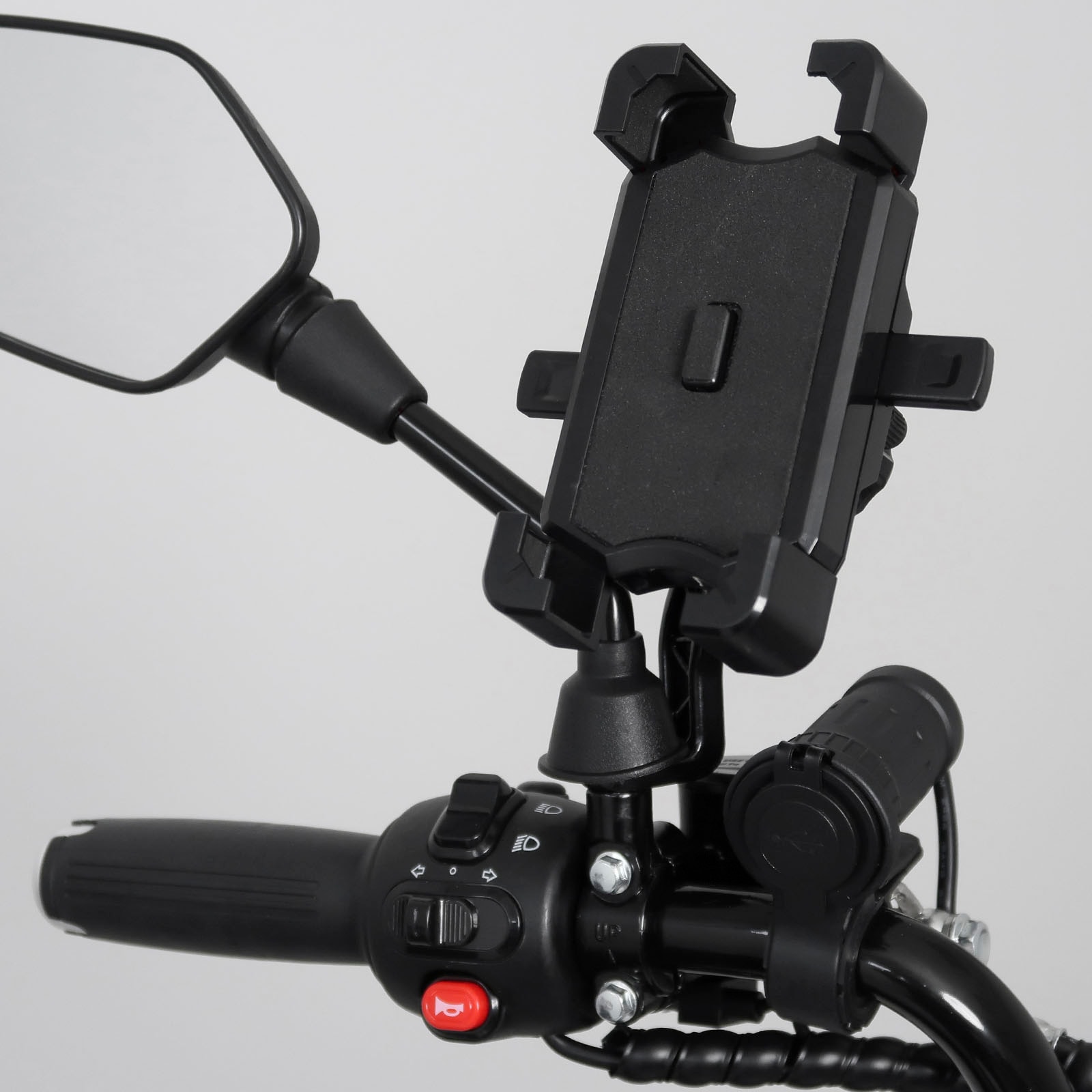Rolektro E-Motorroller »E-Chopper 45, 2 x 60V-25,6Ah Lithium-Akku, 3000 Watt«, bis zu 108 km Reichweite, mit USB-Anschluss und integr. Alarmanlage