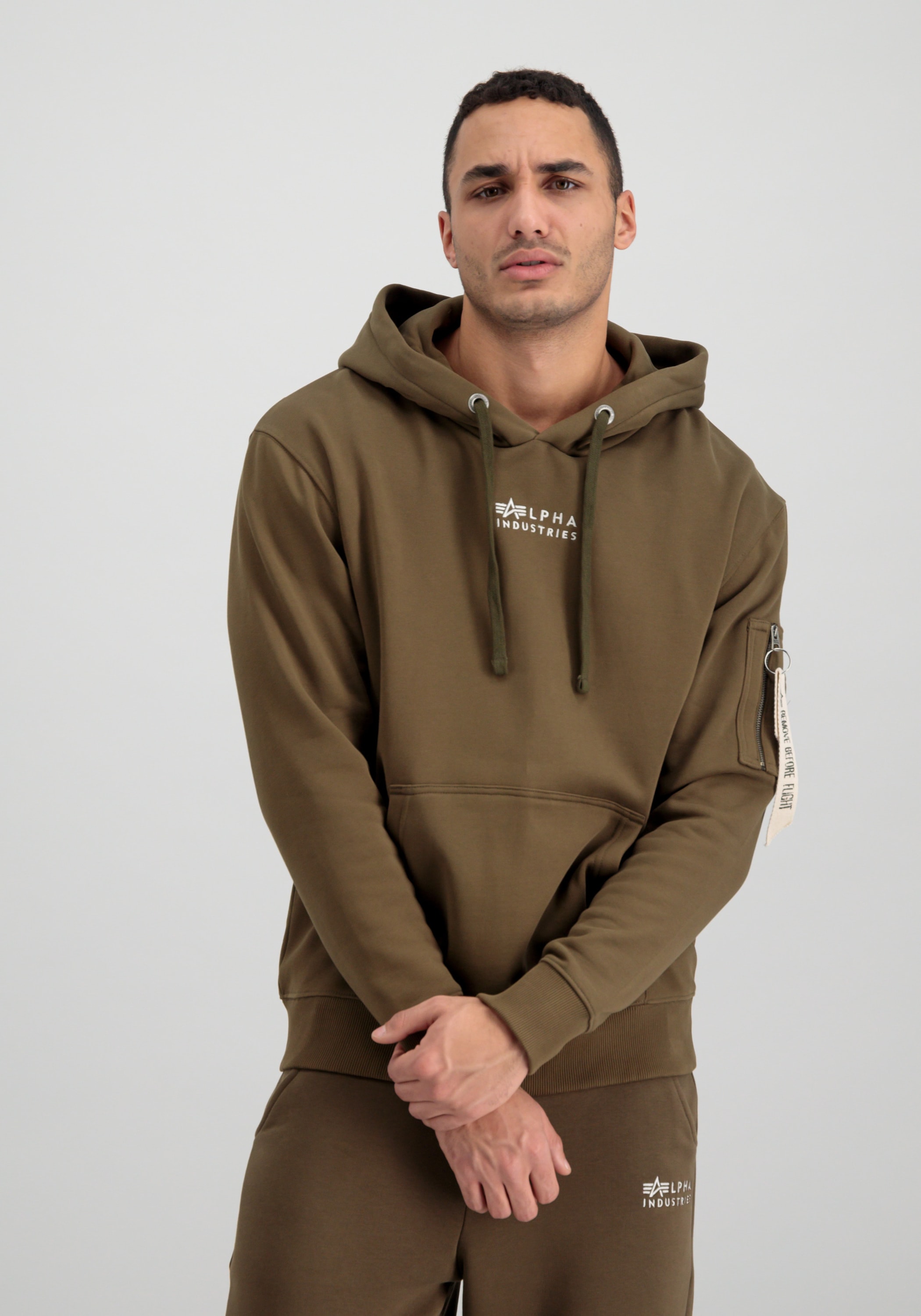 Alpha Industries Hoodie »Alpha Industries Men - Hoodies Organics EMB Hoodie«