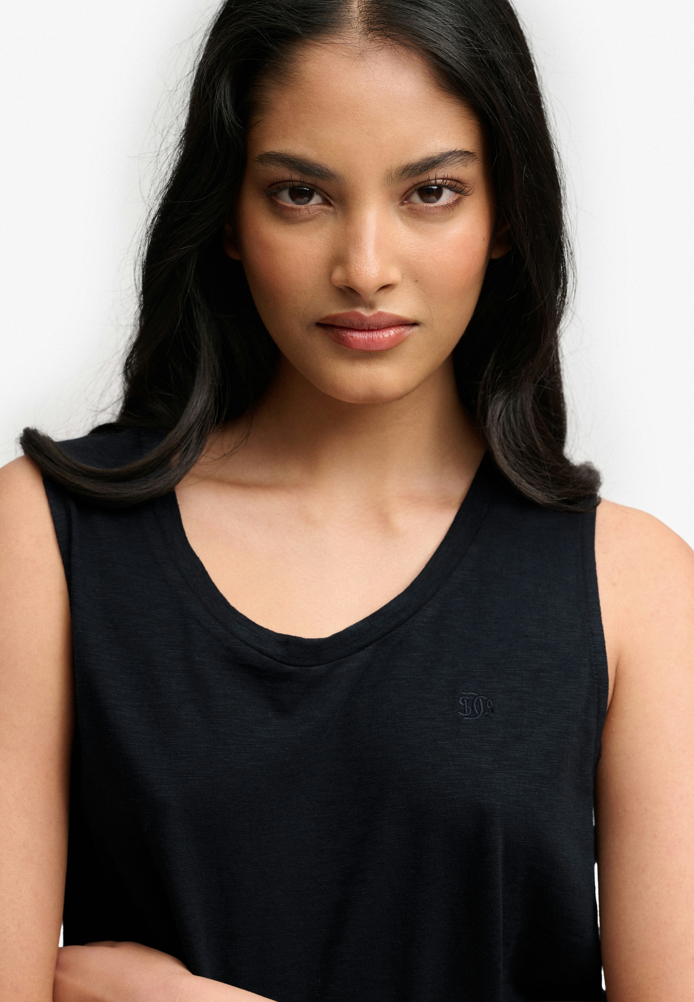 Superdry Tanktop »SCOOP NECK TANK« Baumwollmischung, regular fit