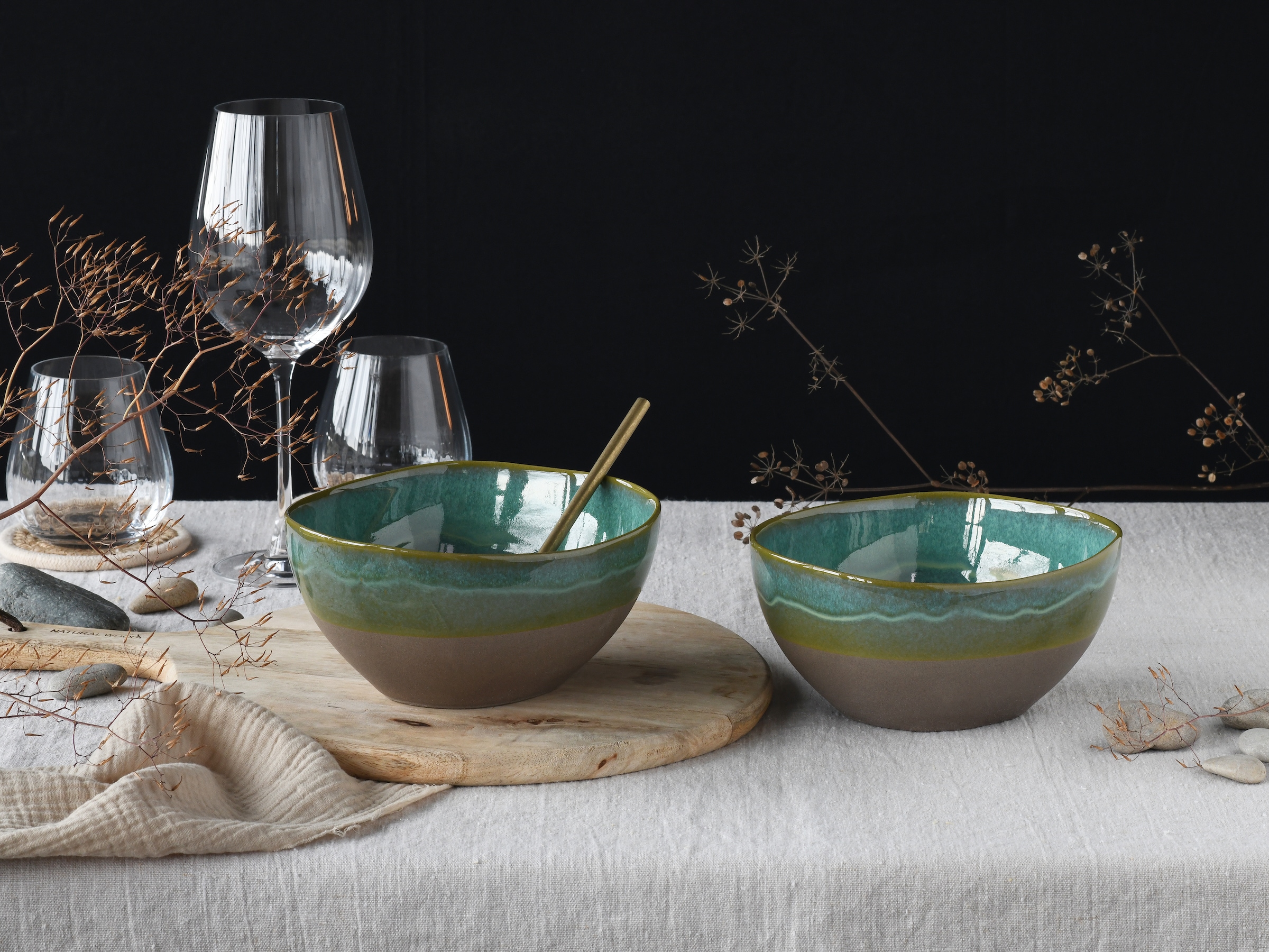 CreaTable Schale »Basalt Bio, Poke Bowl 18 cm 2-tlg«, 2 tlg., aus Steinzeug, Organische Form, Jedes Teil ein Unikat