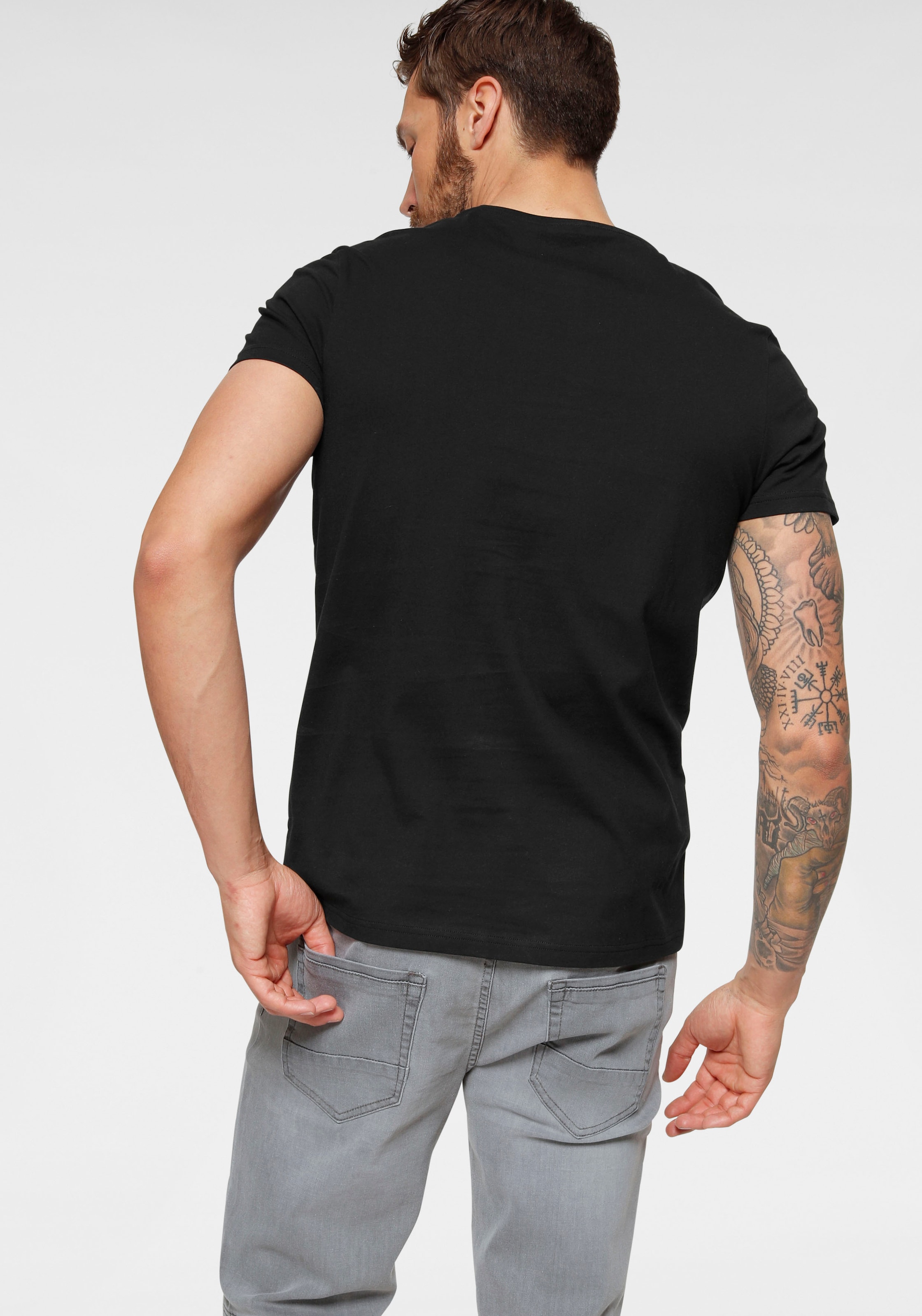 Bruno Banani T-Shirt, kurzärmelig, schmal geschnitten, bedruckt, Rundhalsausschnitt