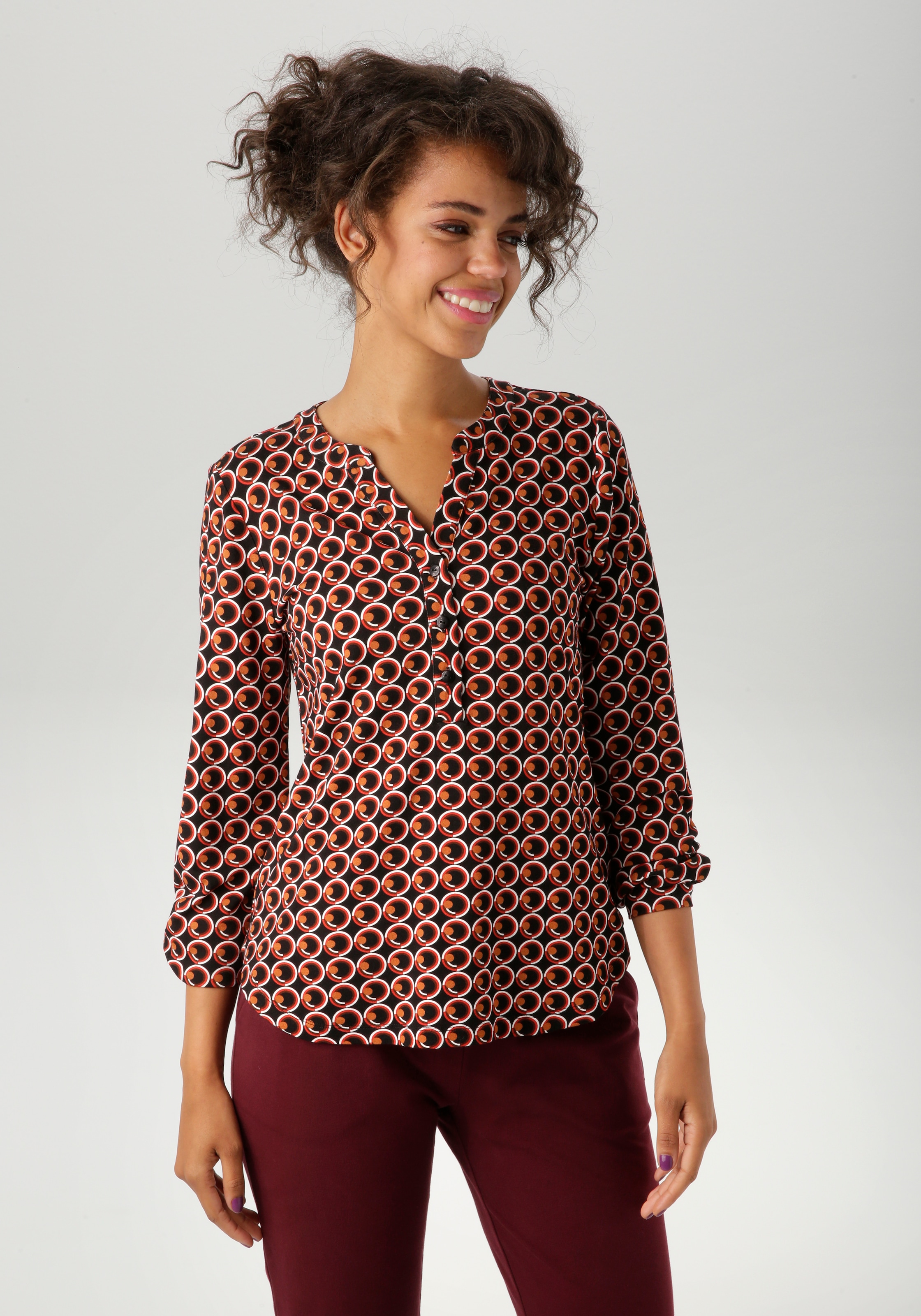 Aniston CASUAL Schlupfbluse, mit ausdrucksvollem Retro-Druck - NEUE KOLLEKTION