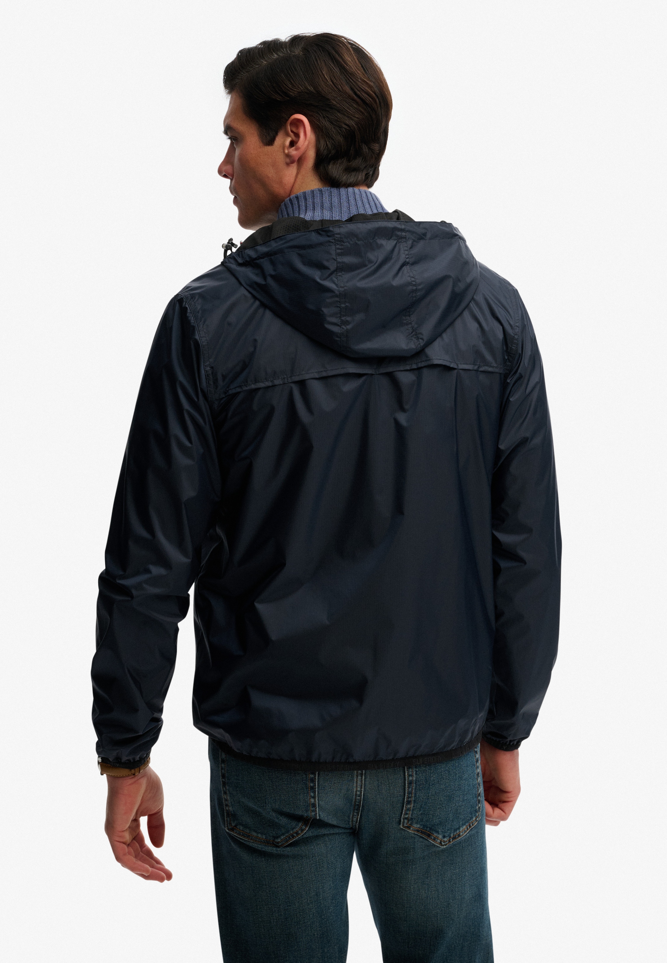 Superdry Windbreaker »ESSENTIAL TRI WINDBREAKER JKT« mit Kapuze mit Reißverschluss, aus Polyester, pflegeleicht, Relaxed Fit