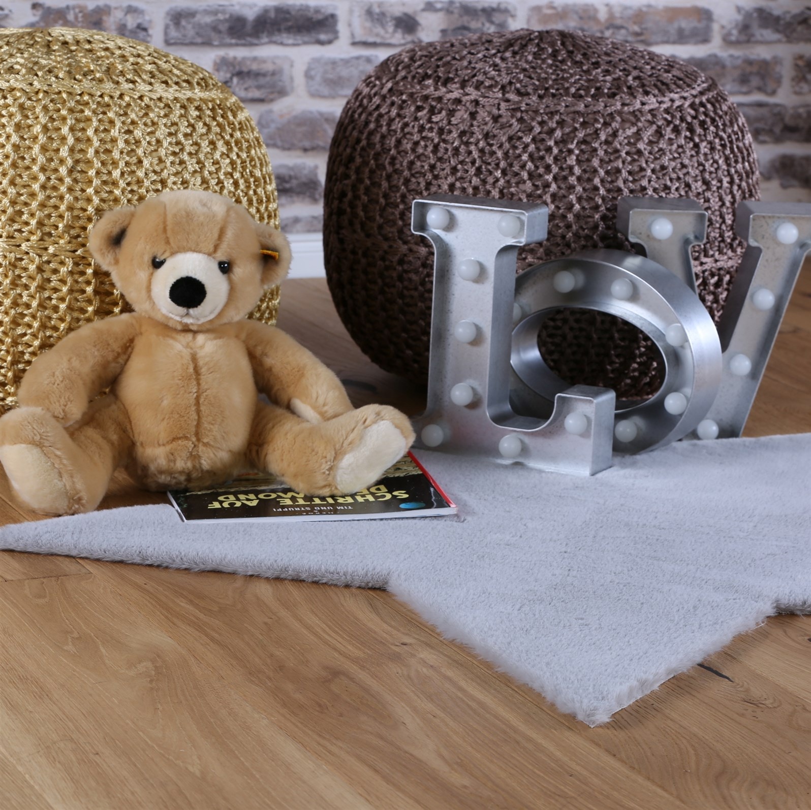 Kayoom Kinderteppich »Lille 868« sternförmig 15 mm Höhe Kurzflor, Rabbit, weich flauschig, Stern Kontur