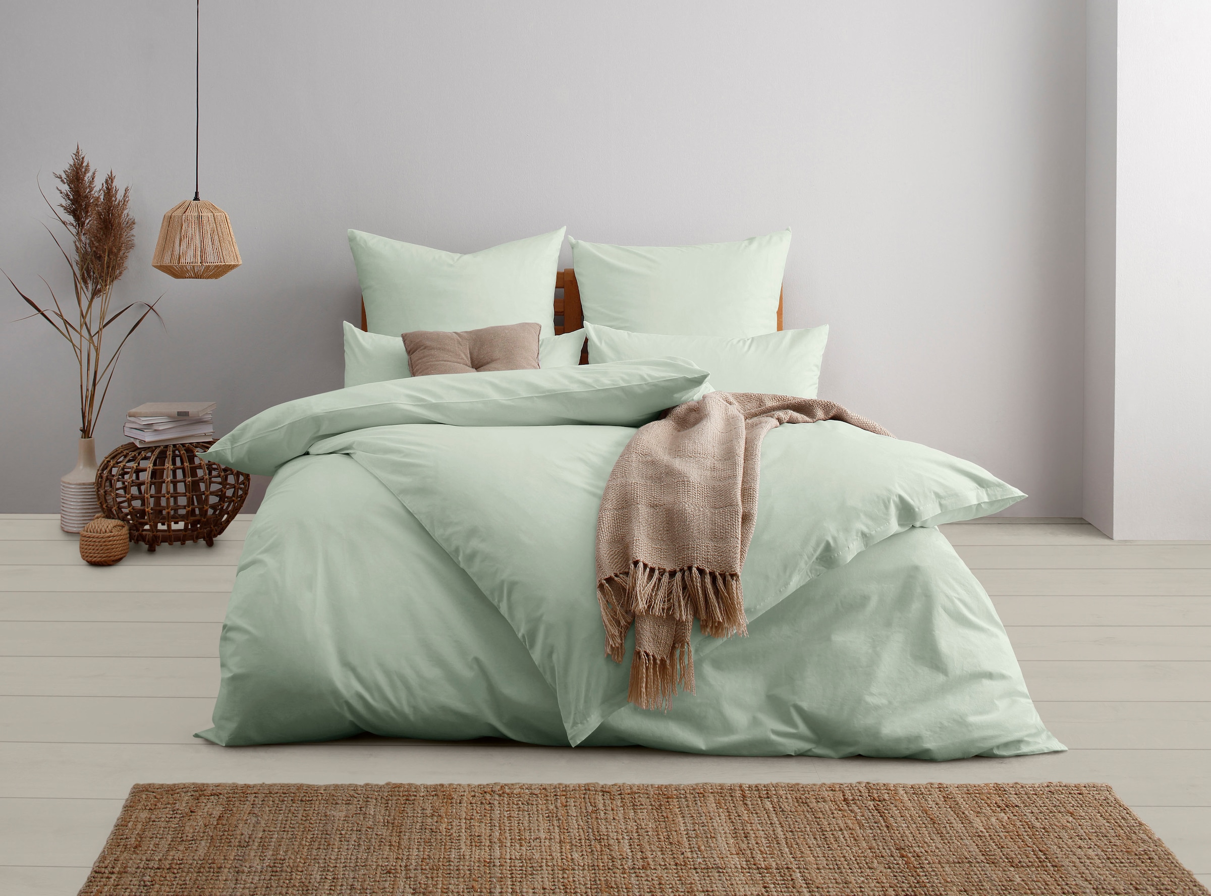 OTTO products Bettwäsche »Neele, und g/m², tlg.) Bettwäsche, (2 in uni und Design«, mit Renforcé, Bio-Baumwolle, GOTS hergestellt 100% der Bett- atmungsaktiv, Kopfkissenbezug Reißverschluss, aus schnell bequem Qualität zertifizierte Flächengewicht 115 in