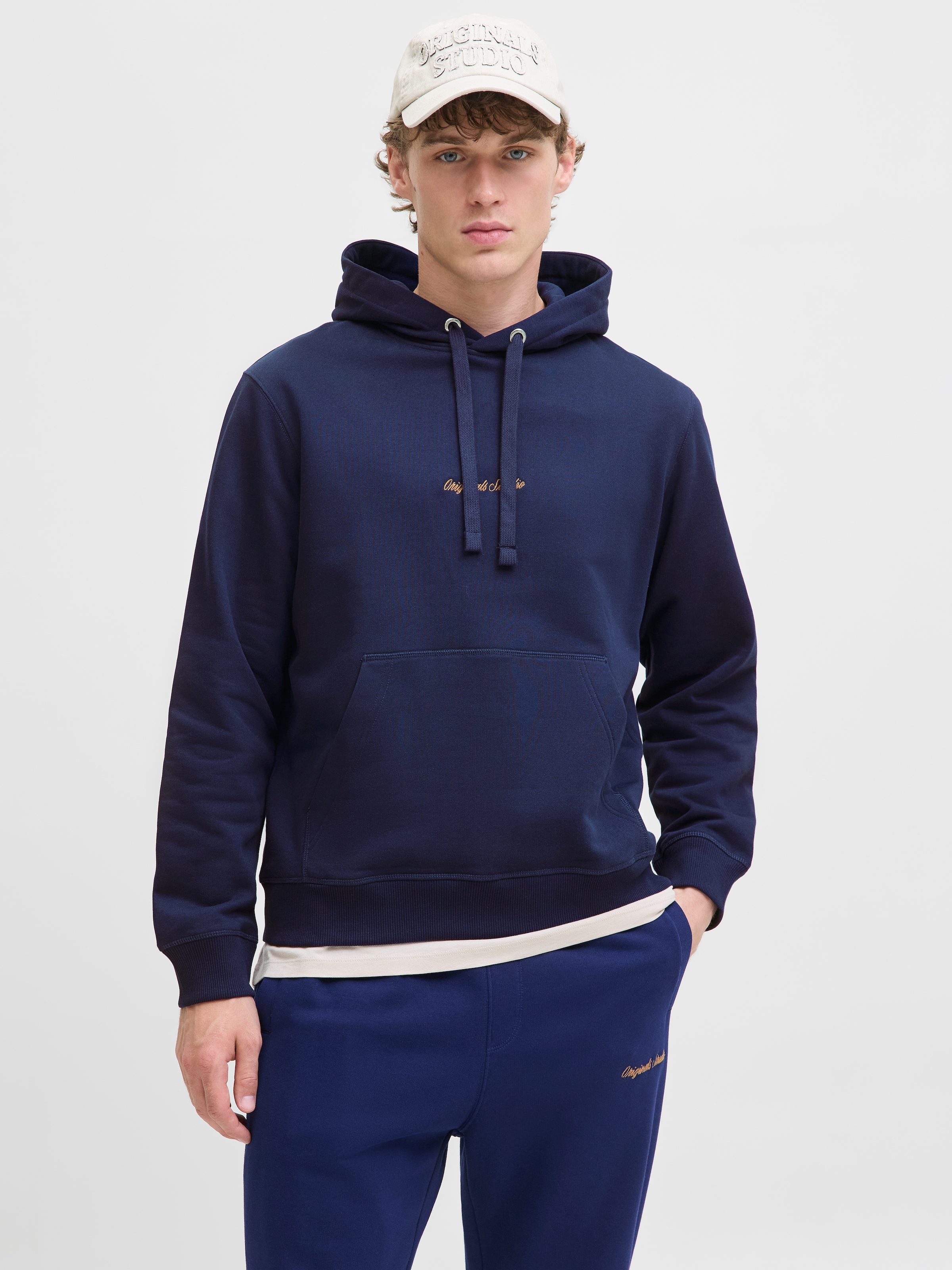 Jack & Jones Kapuzensweatshirt »JORNORREBRO EMB SWEAT HOOD NOOS«, mit Logo Print

