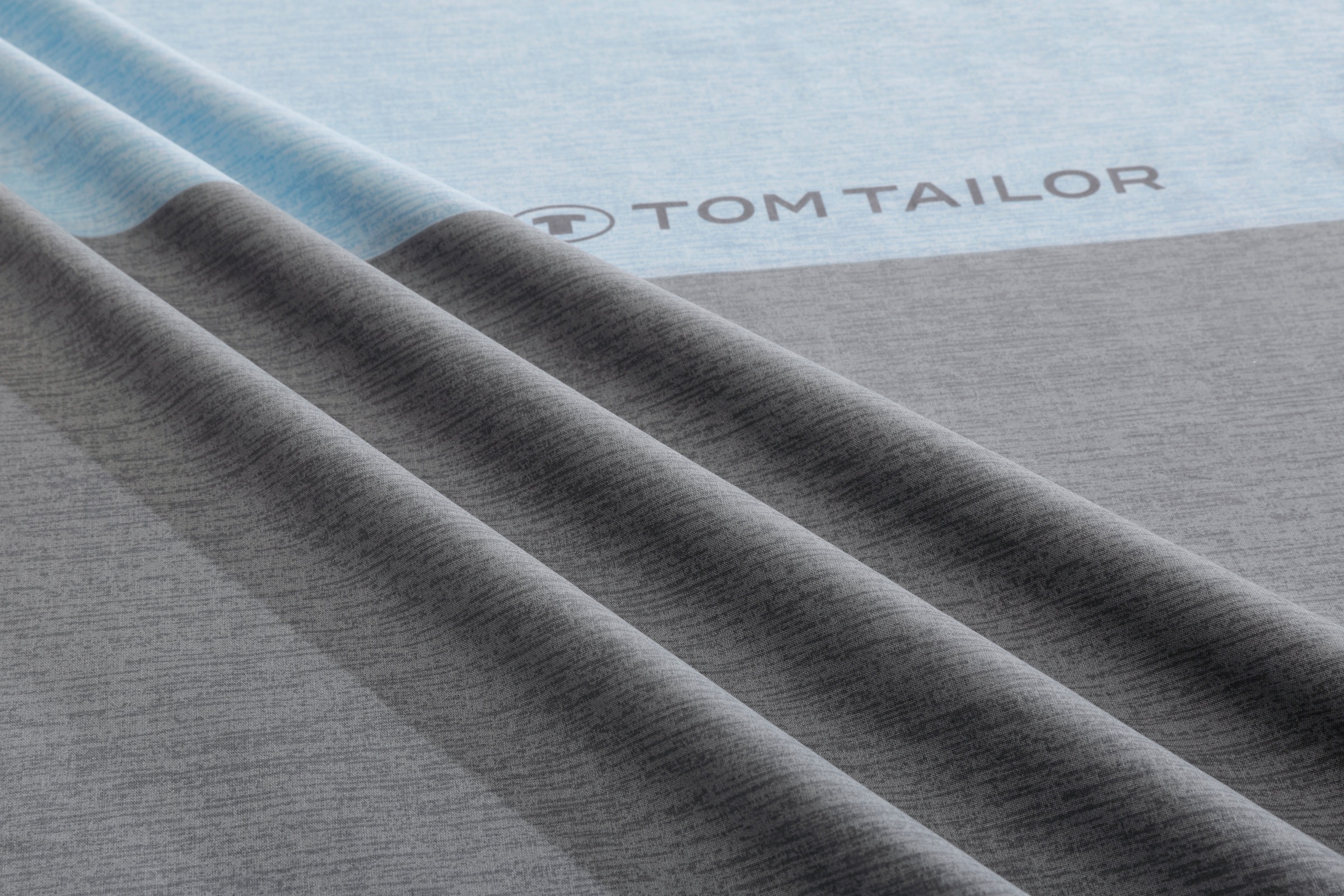 TOM TAILOR HOME Bettwäsche »Henry«, Bettwäsche aus Baumwolle, mit GRATIS-Zugabe: Sporthandtuch