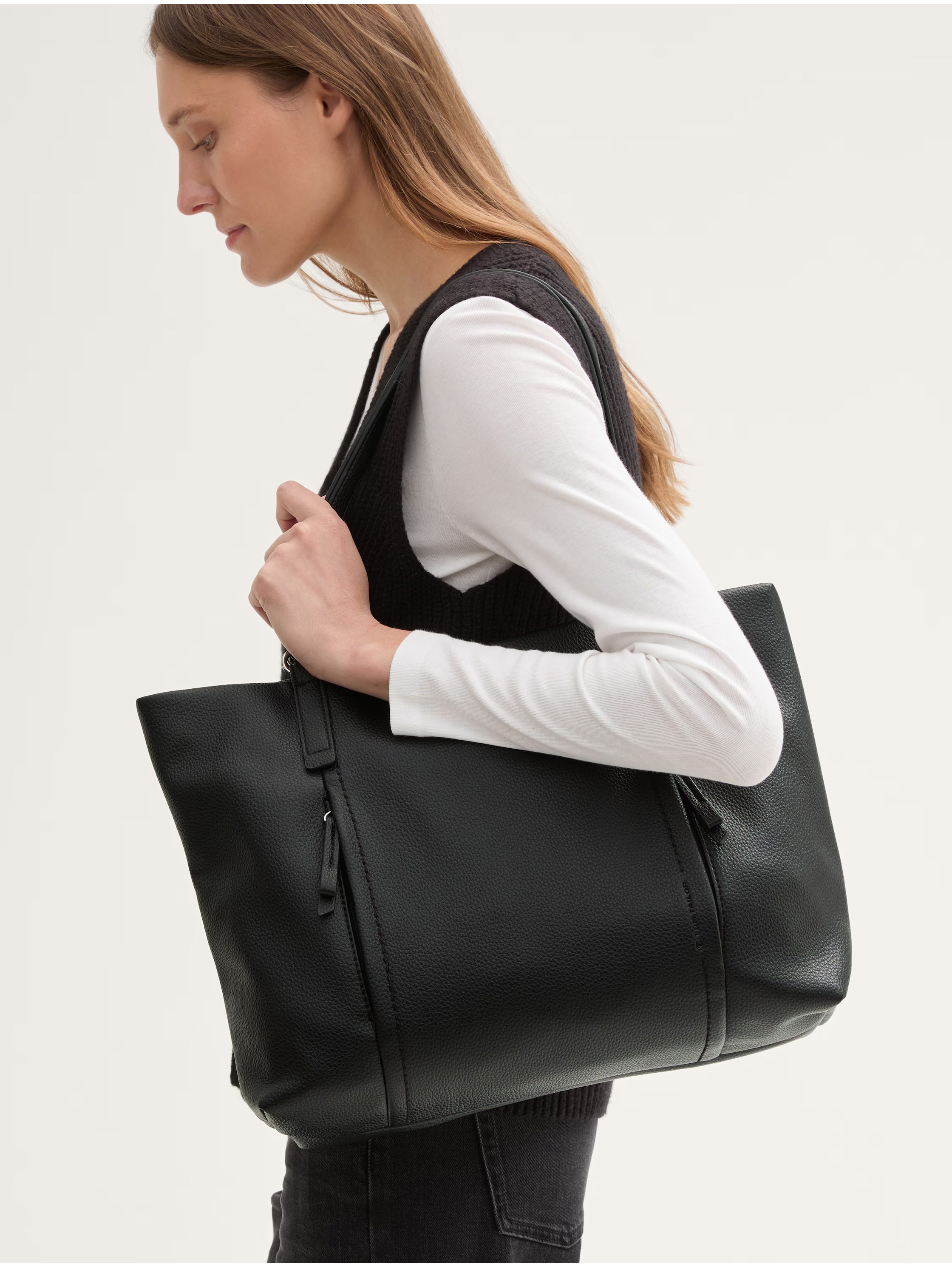 TOM TAILOR Shopper »Beca«, aus hochwertigem Kunstleder mit funktionalen Details