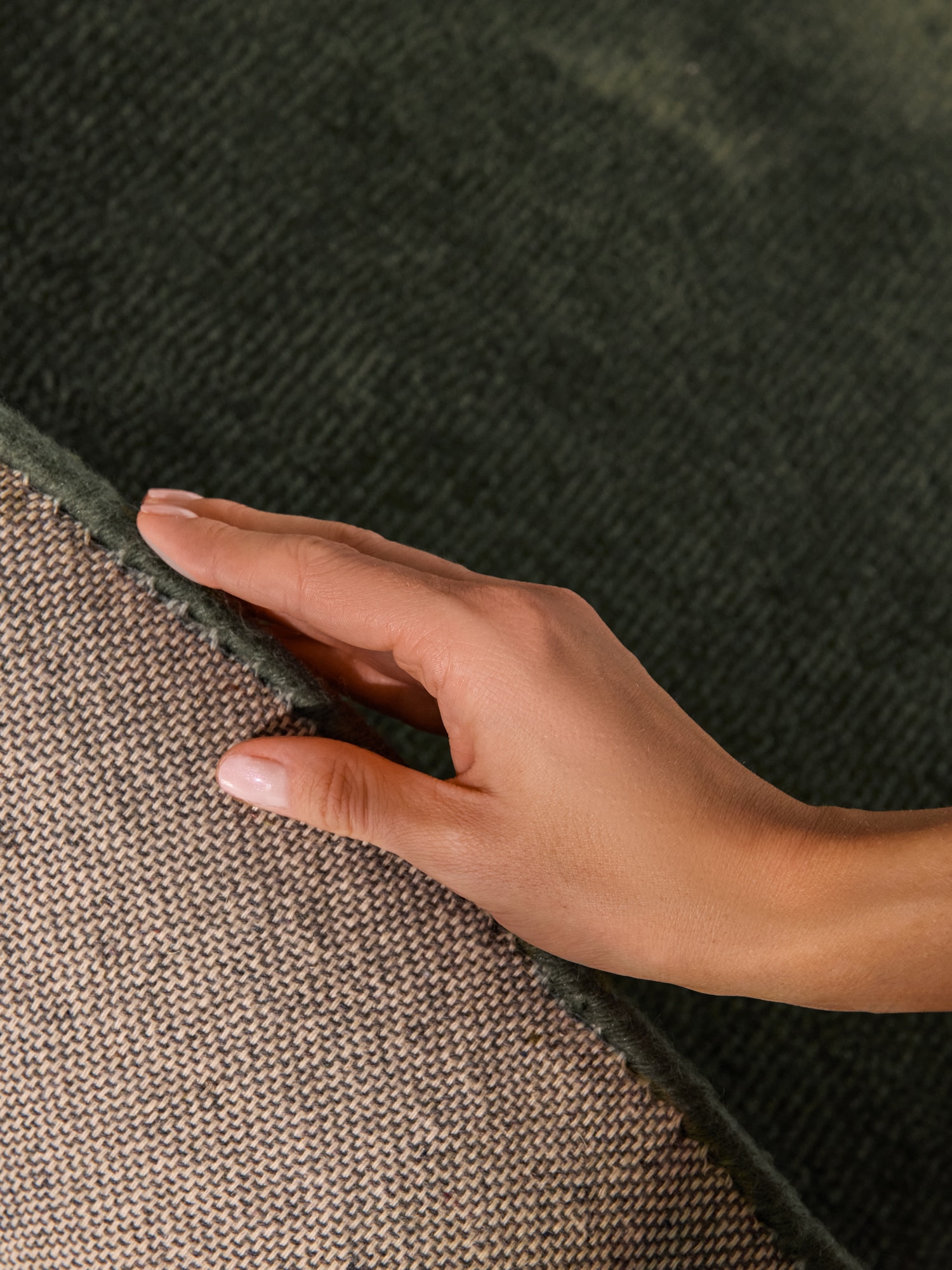 Villeroy & Boch Teppich »Wollteppich Kari« rund 17 mm Höhe Handgewebt, Wolle, Bordüre, Einfarbig, Läufer, Wohnzimmer, Organisch