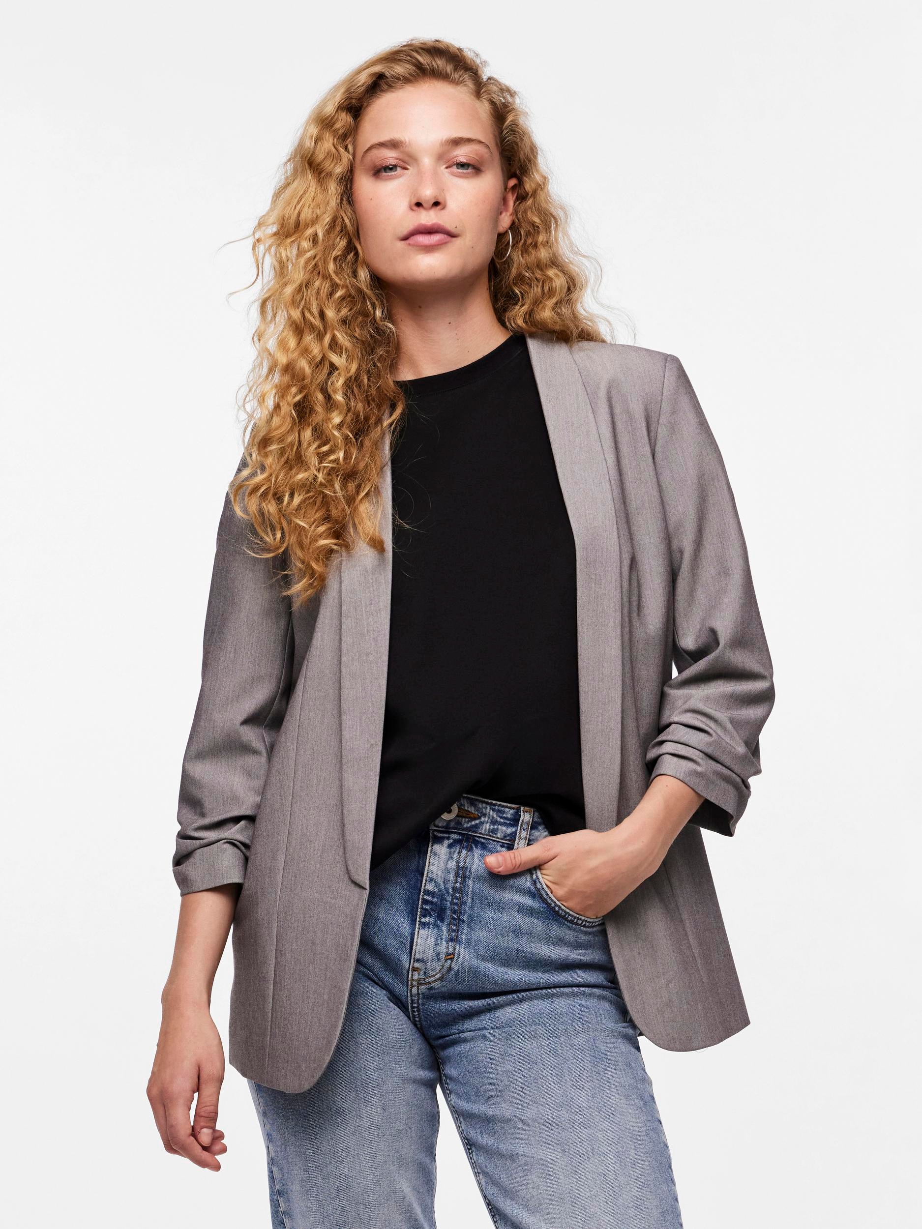 pieces Blusenblazer »PCBOSELLA 3/4 BLAZER NOOS«, mit Faltendetail am Ärmel
