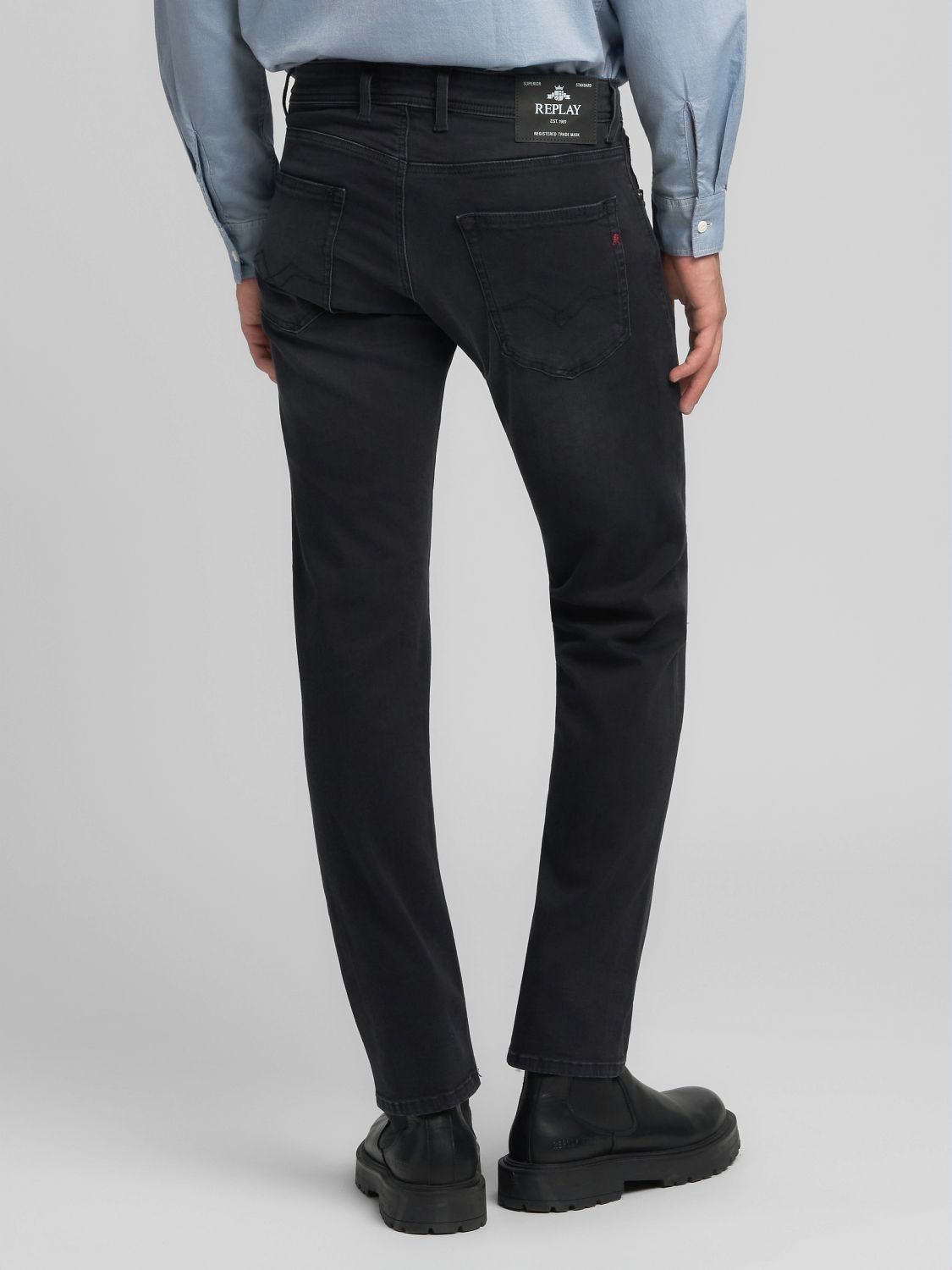 Replay »GROVER« in vielen verschiedenen Waschungen, mit Stretch