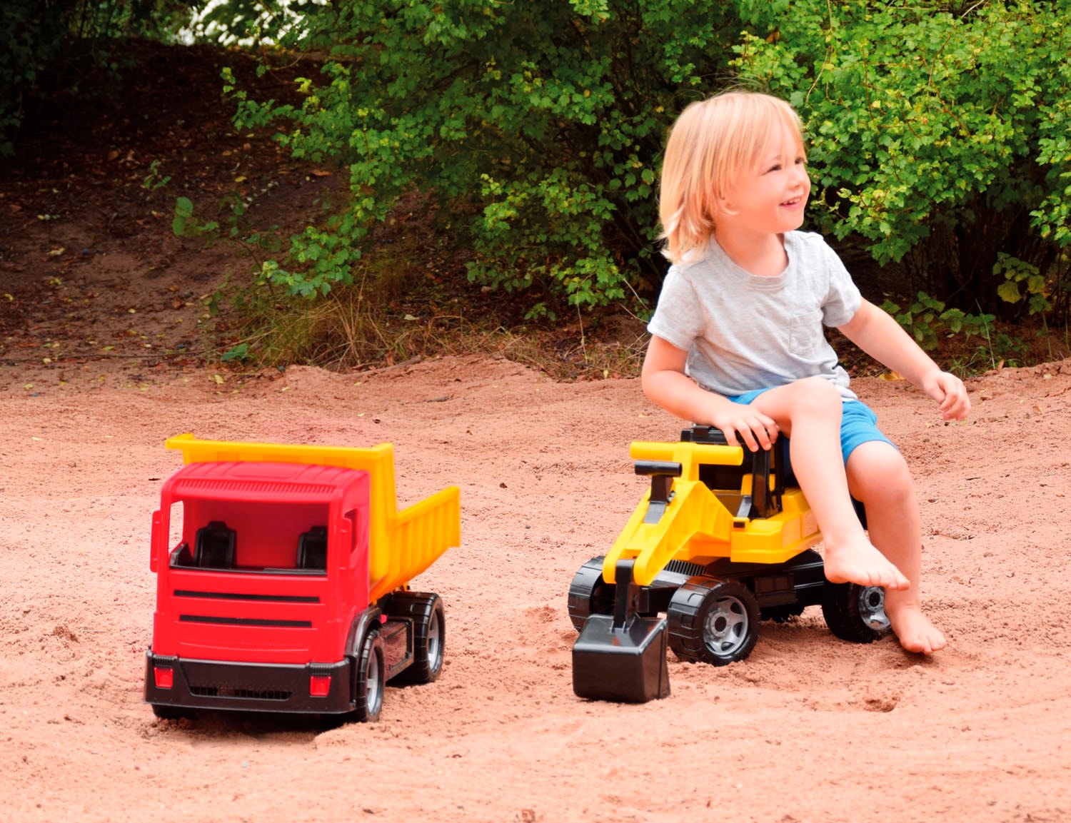 Lena® Spielzeug-Kipper »GIGA TRUCKS Muldenkipper, lose« Made in Europe