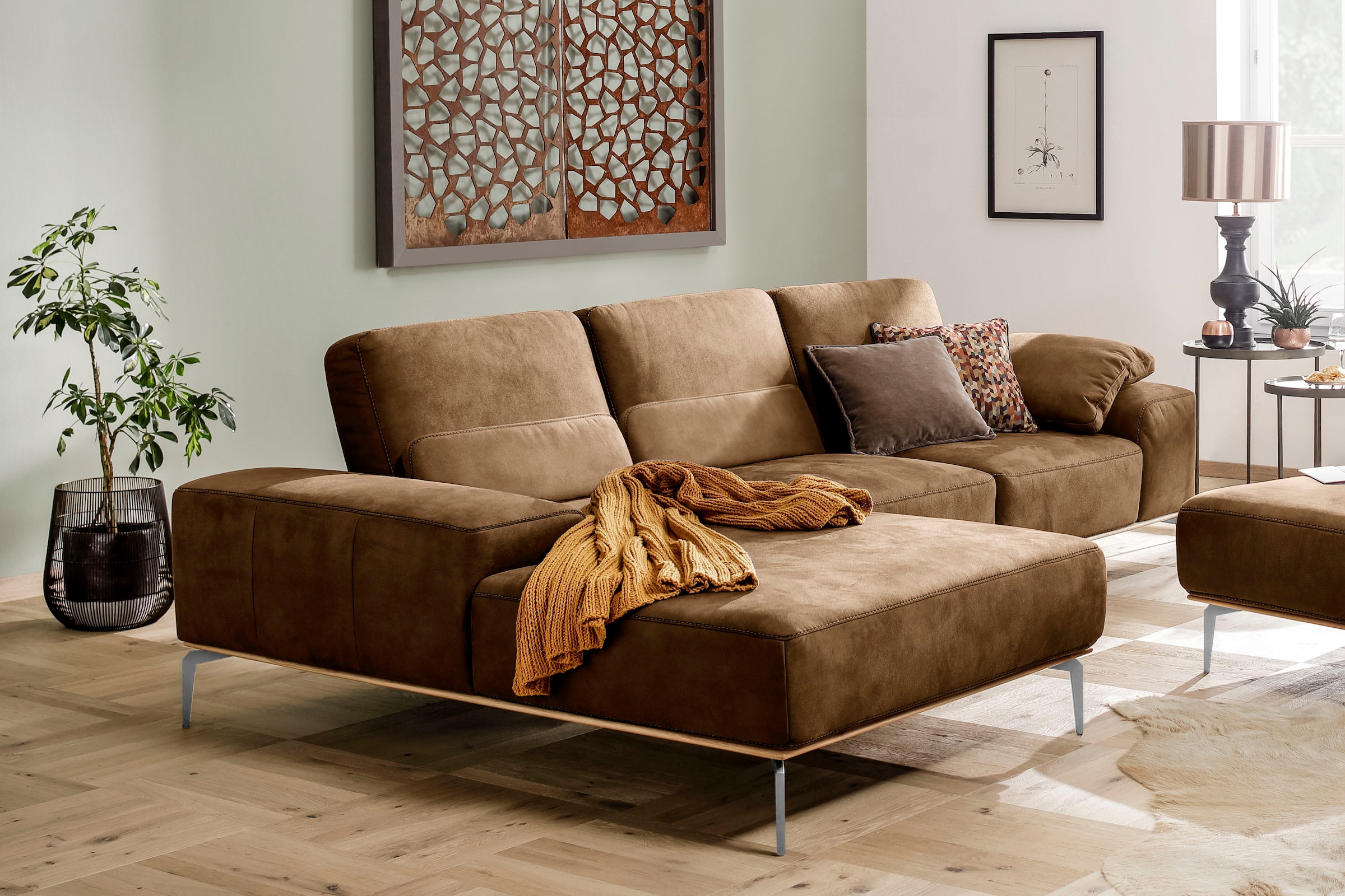 W.SCHILLIG Ecksofa "run, Designsofa, bequem, L-Form", mit elegantem Holzsoc günstig online kaufen