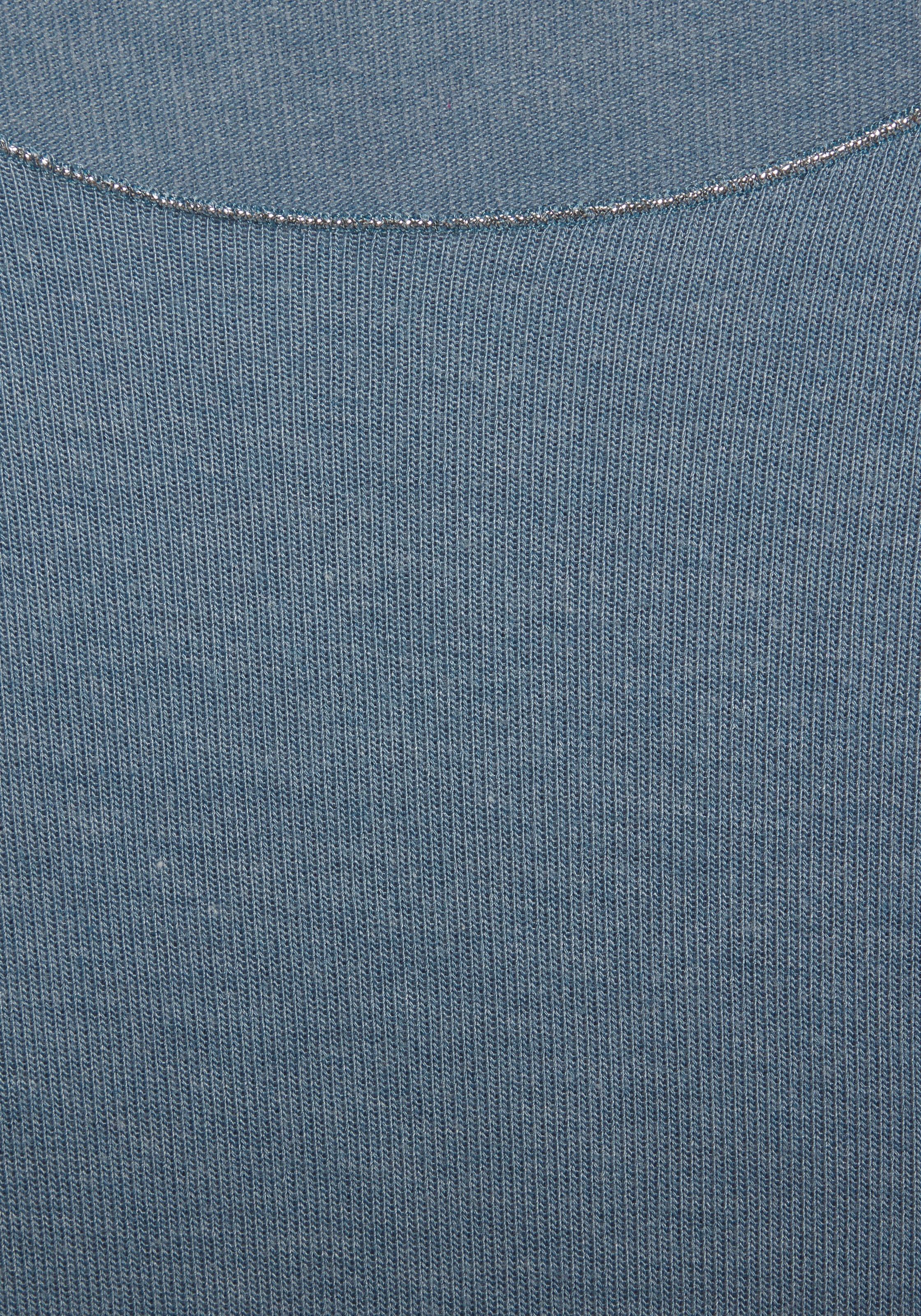 LASCANA Langarmshirt »mit feiner Glitzereinfassung«, aus weichem Viskose-Feinstrick