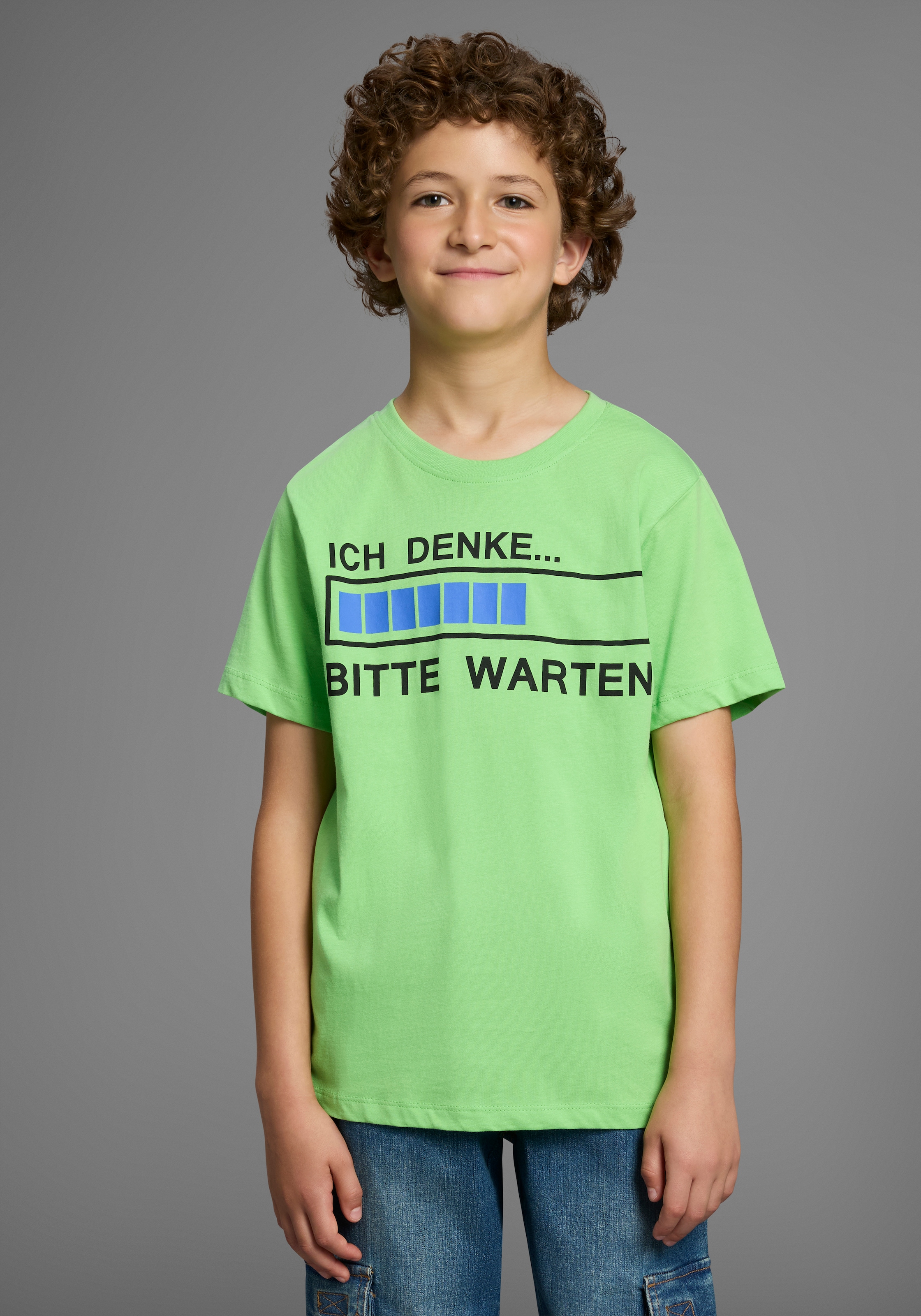 KIDSWORLD T-Shirt »ICH DENKE...BITTE WARTEN«, Kurzarm, Basic Passform, mit trendigem Aufdruck