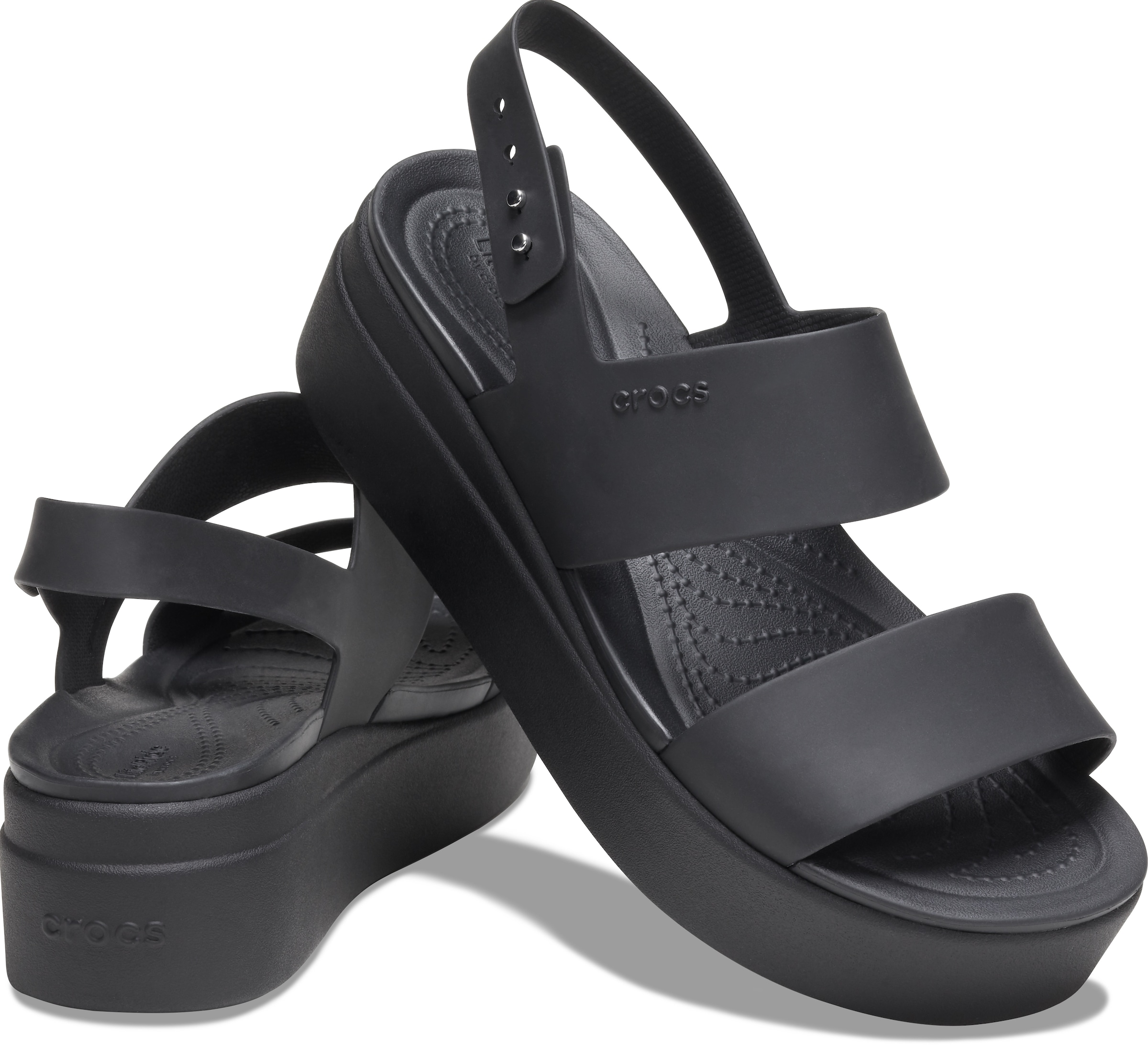 Crocs Keilsandalette »Brooklyn Low Wedge«  , Sommerschuh, Sandale, Keilabsatz, mit modischer Plateausohle