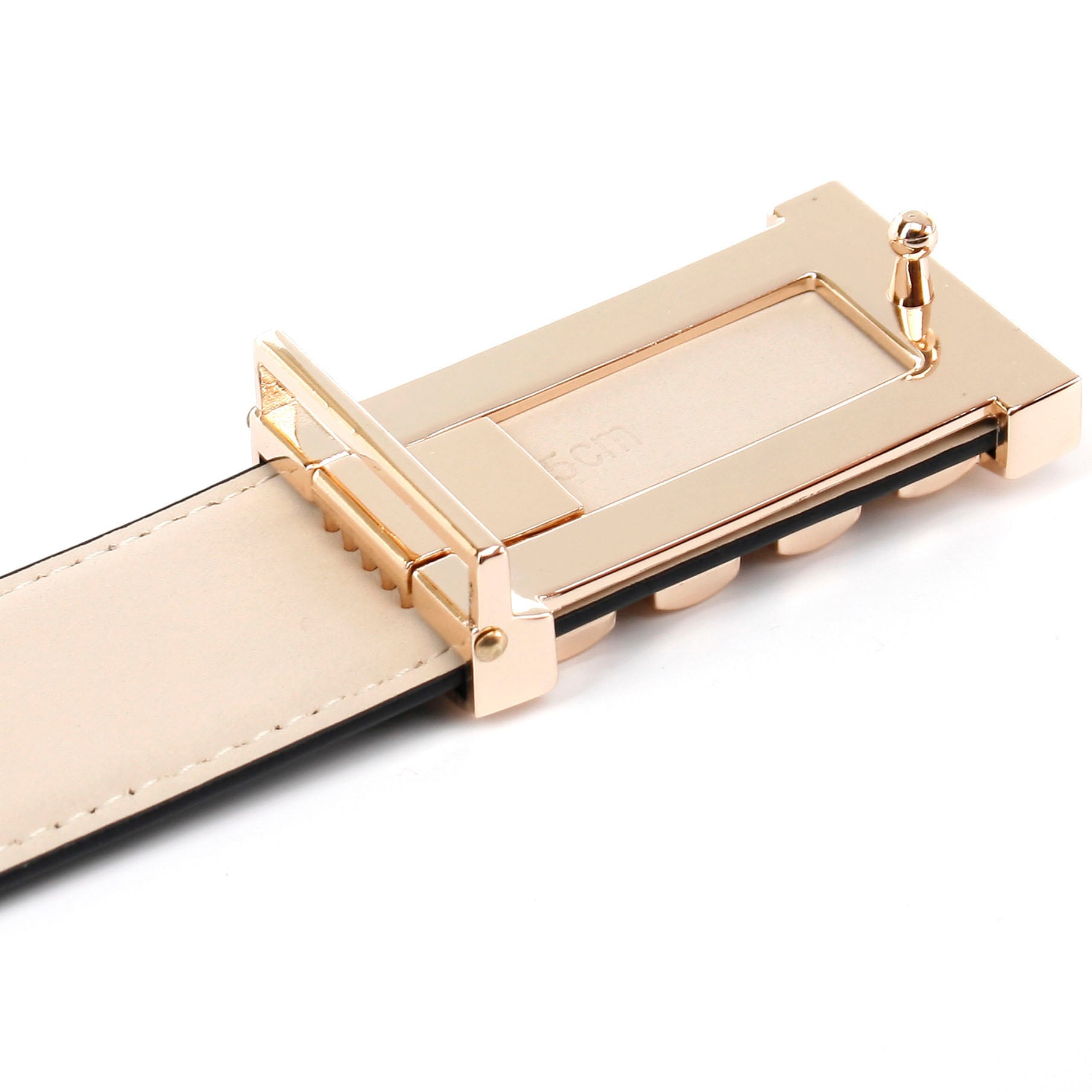 Anthoni Crown Ledergürtel Lackoptik mit goldfarbener Schnalle