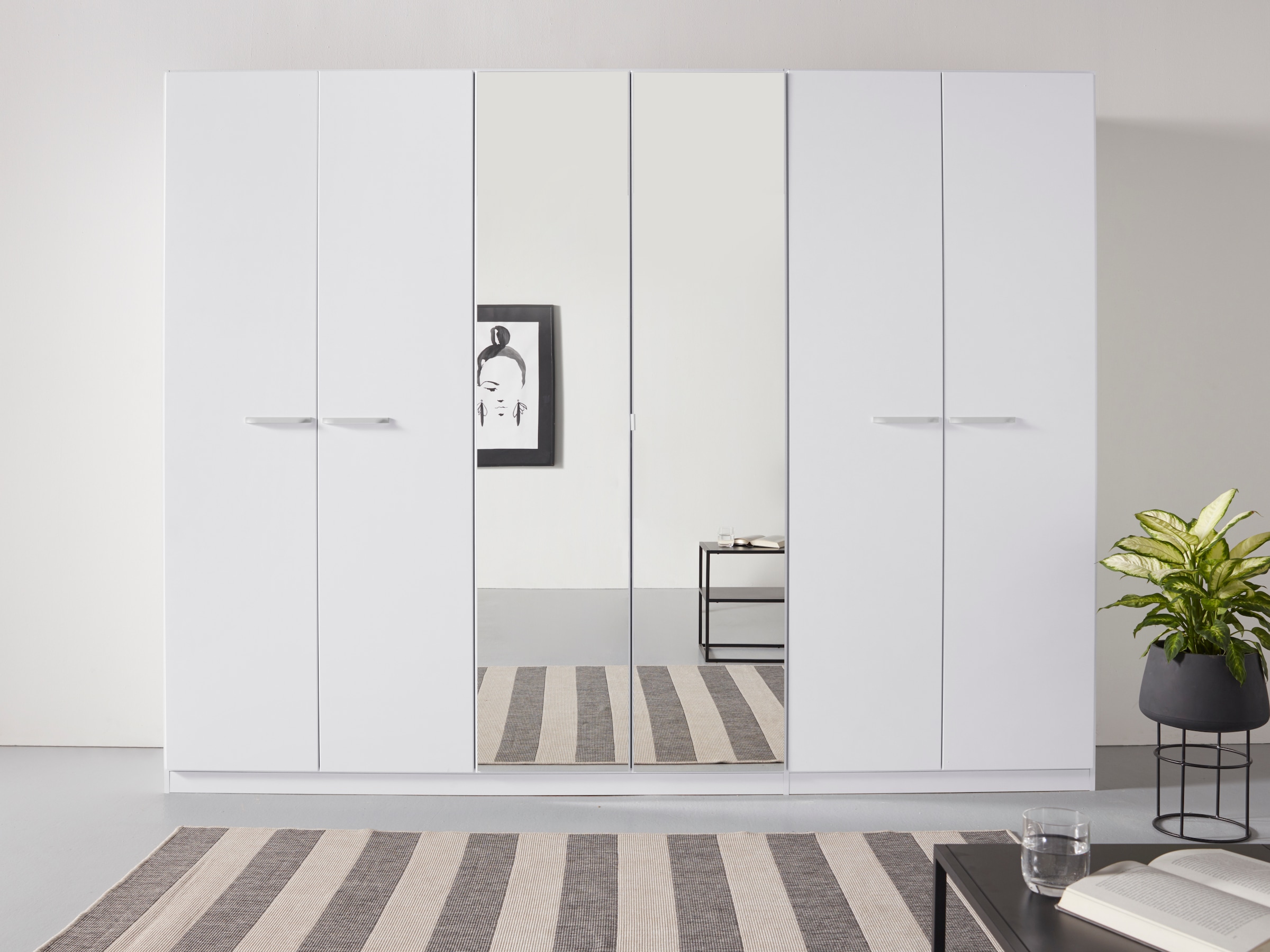 rauch Drehtürenschrank »Kleiderschrank Schrank Garderobe TOPSELLER OTELI inkl. Inneneinteilung«, mit 3 Innenschubladen extra Böden optional mit Spiegel MADE IN GERMANY