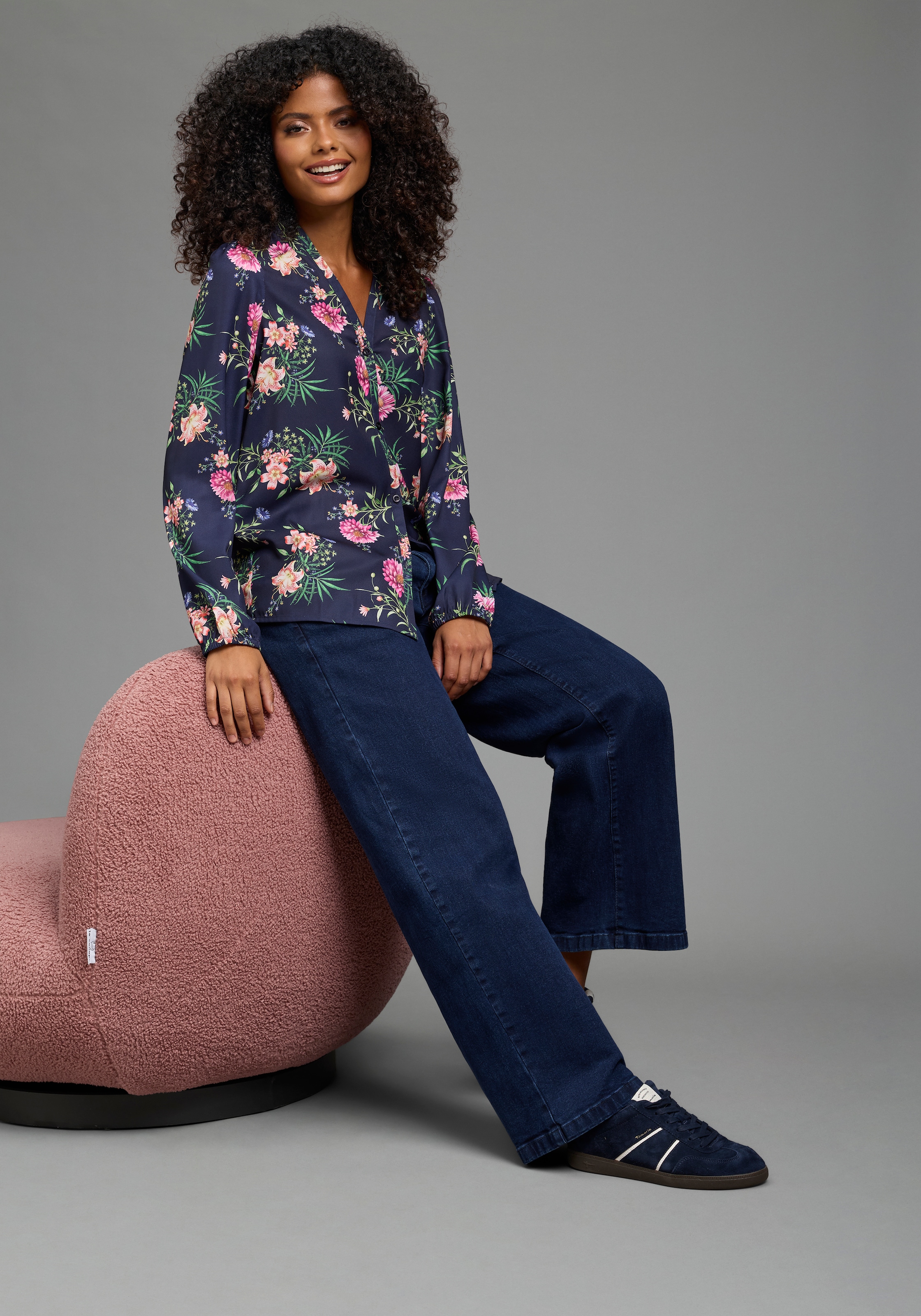 Laura Scott Druckbluse femininer Stil, leicht glänzend, aus Polyester