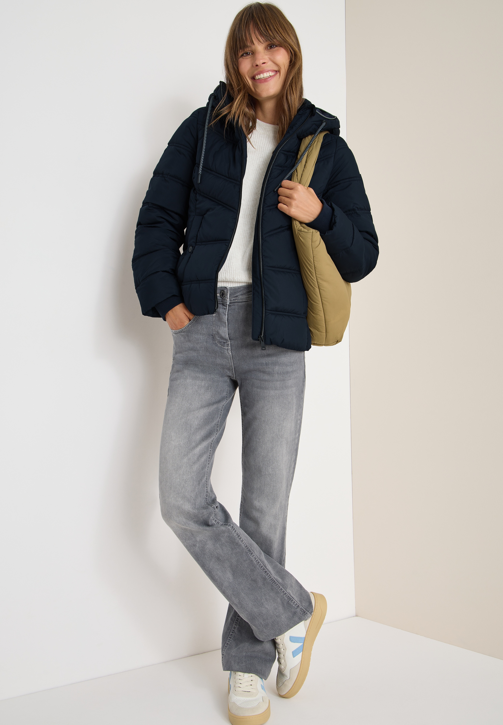 Cecil Steppjacke, mit Kapuze, mit Kapuze