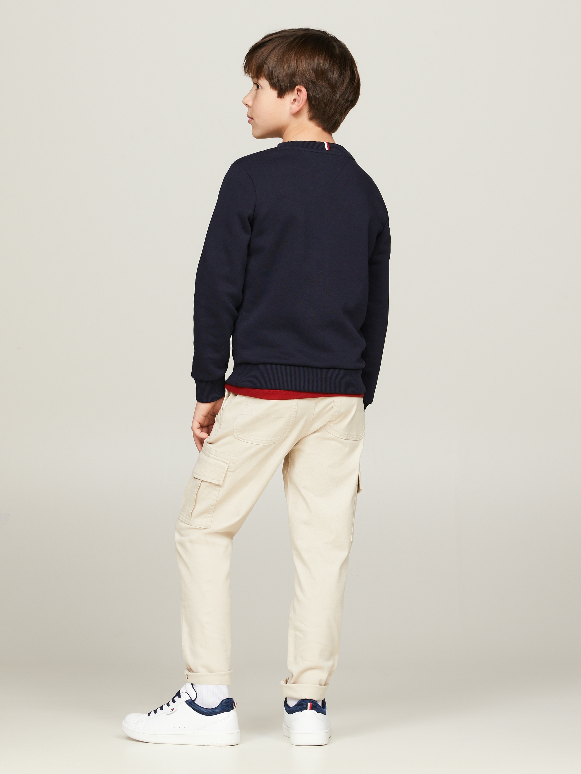 Tommy Hilfiger Sweatshirt »MONOTYPE FLOCK REG SWEATSHIRT«, Kinder bis 16 Jahre mit Logoschirftzug