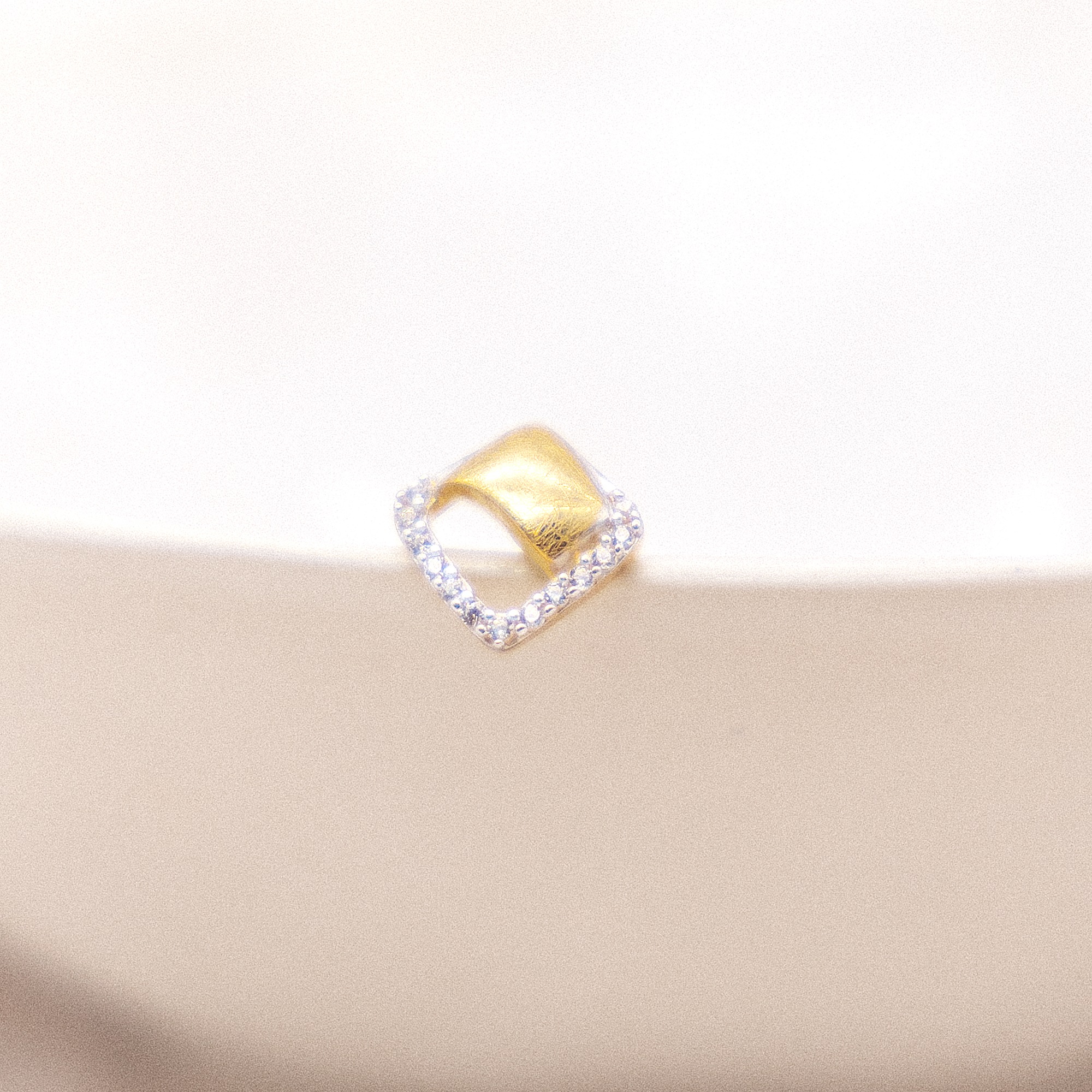 Fascination by Ellen K. Paar Ohrstecker »585 Gelbgold Zirkonia«