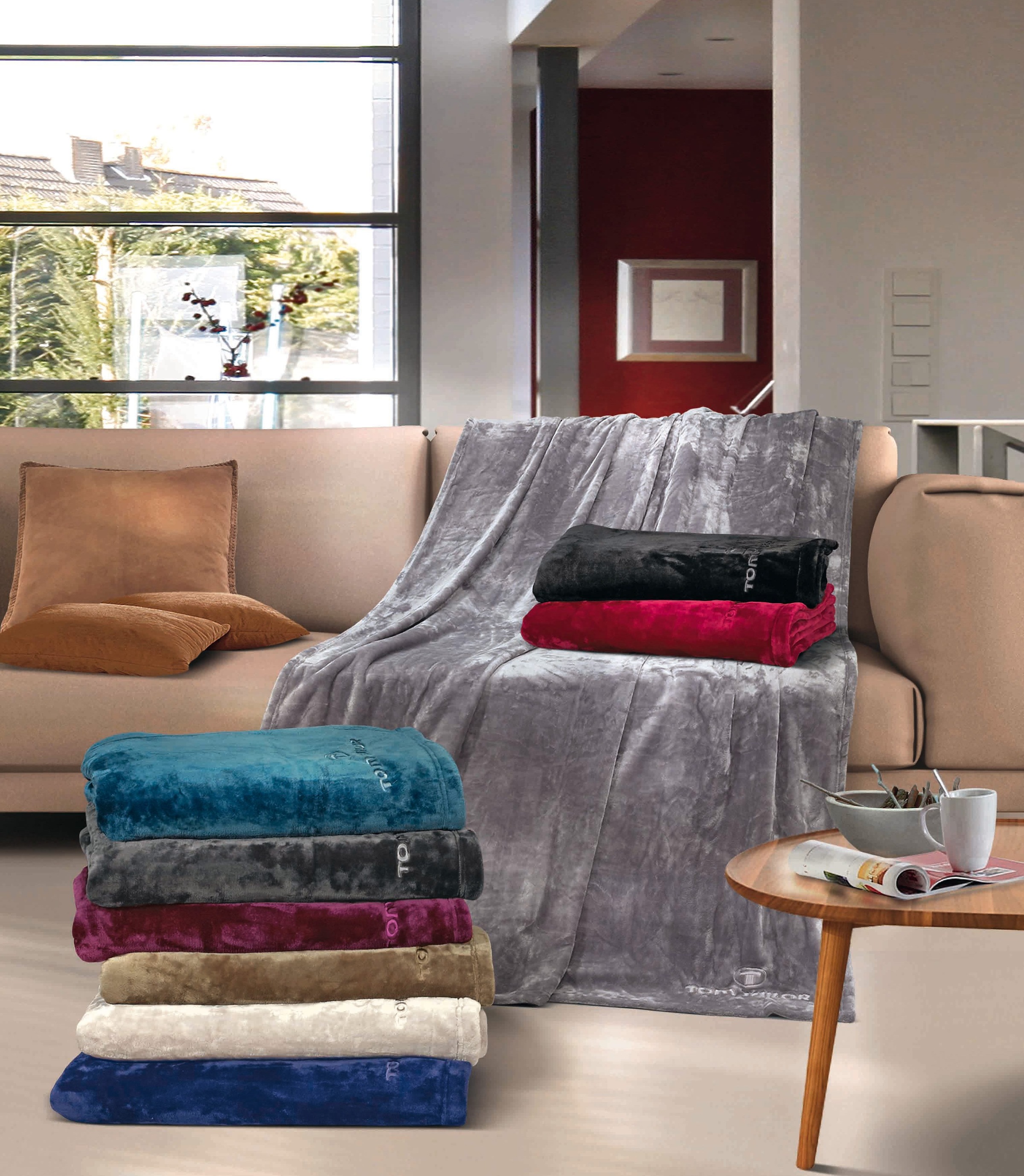 TOM TAILOR HOME Wohndecke »Angorina«, mit Logo-Stickerei, Kuscheldecke
