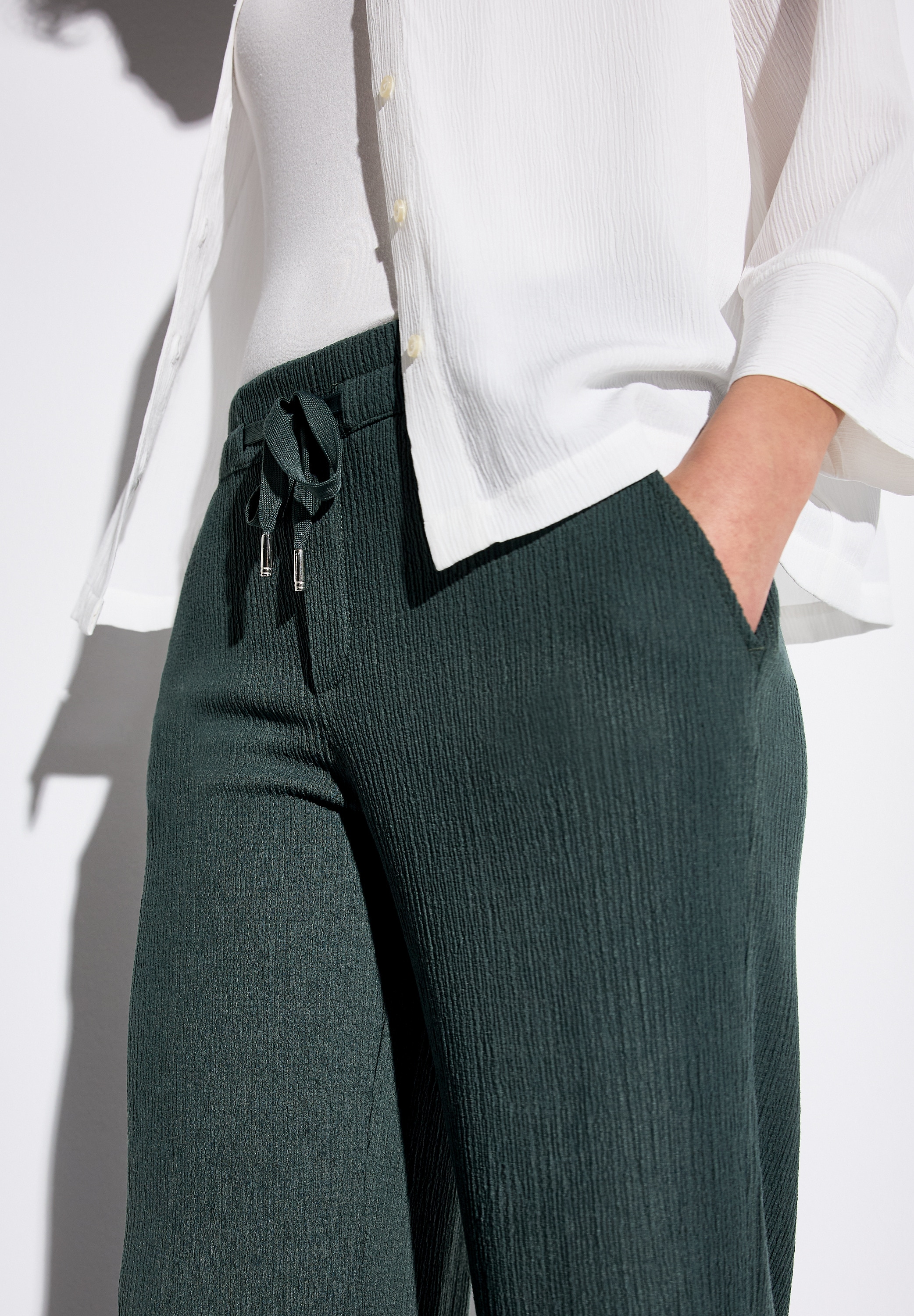 STREET ONE Stoffhose, mit Struktur