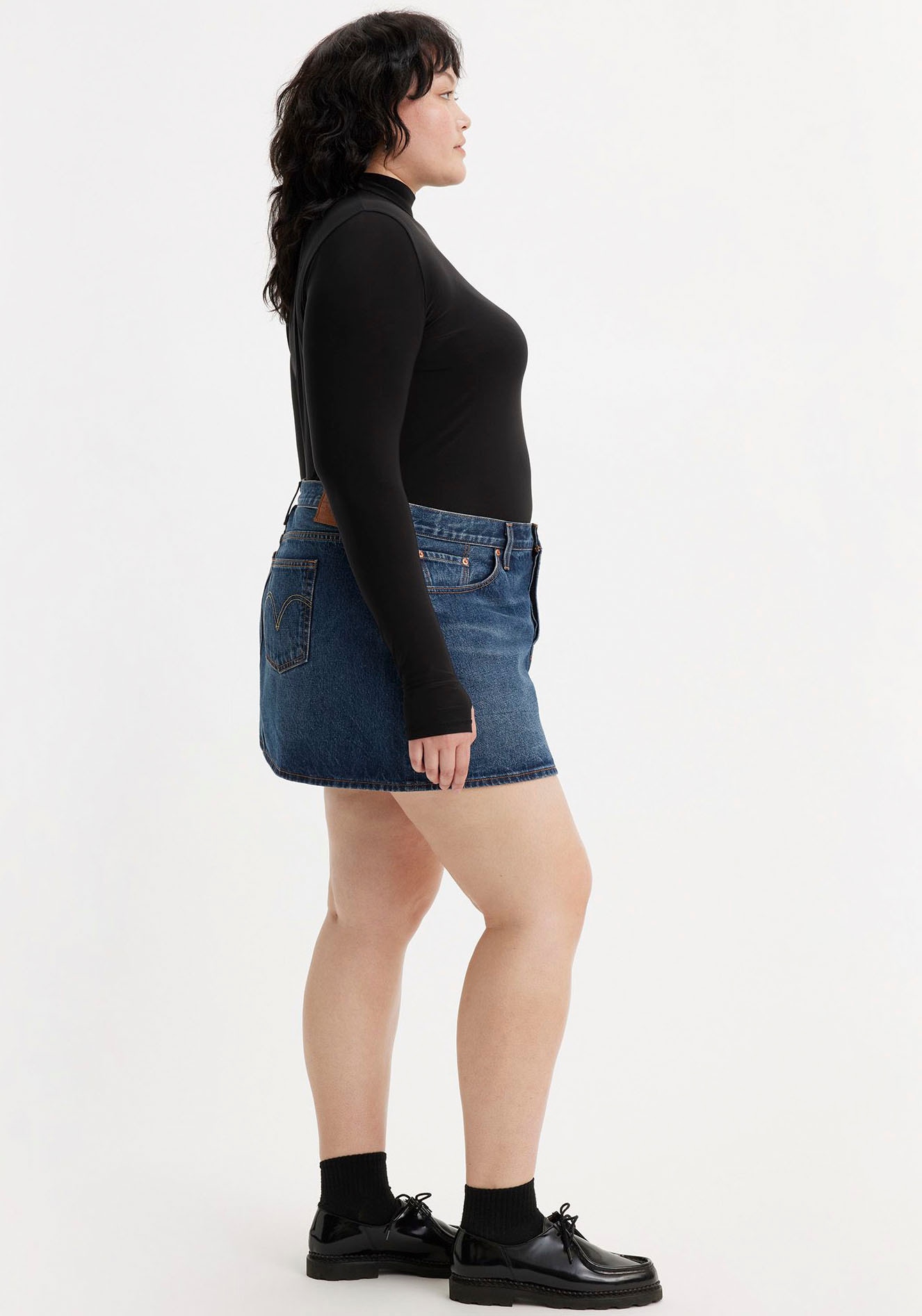 Levi's® Plus Jeansrock »PLUS NEW ICON SKIRT«, mit ausgefranster Kante und Destroyed Details