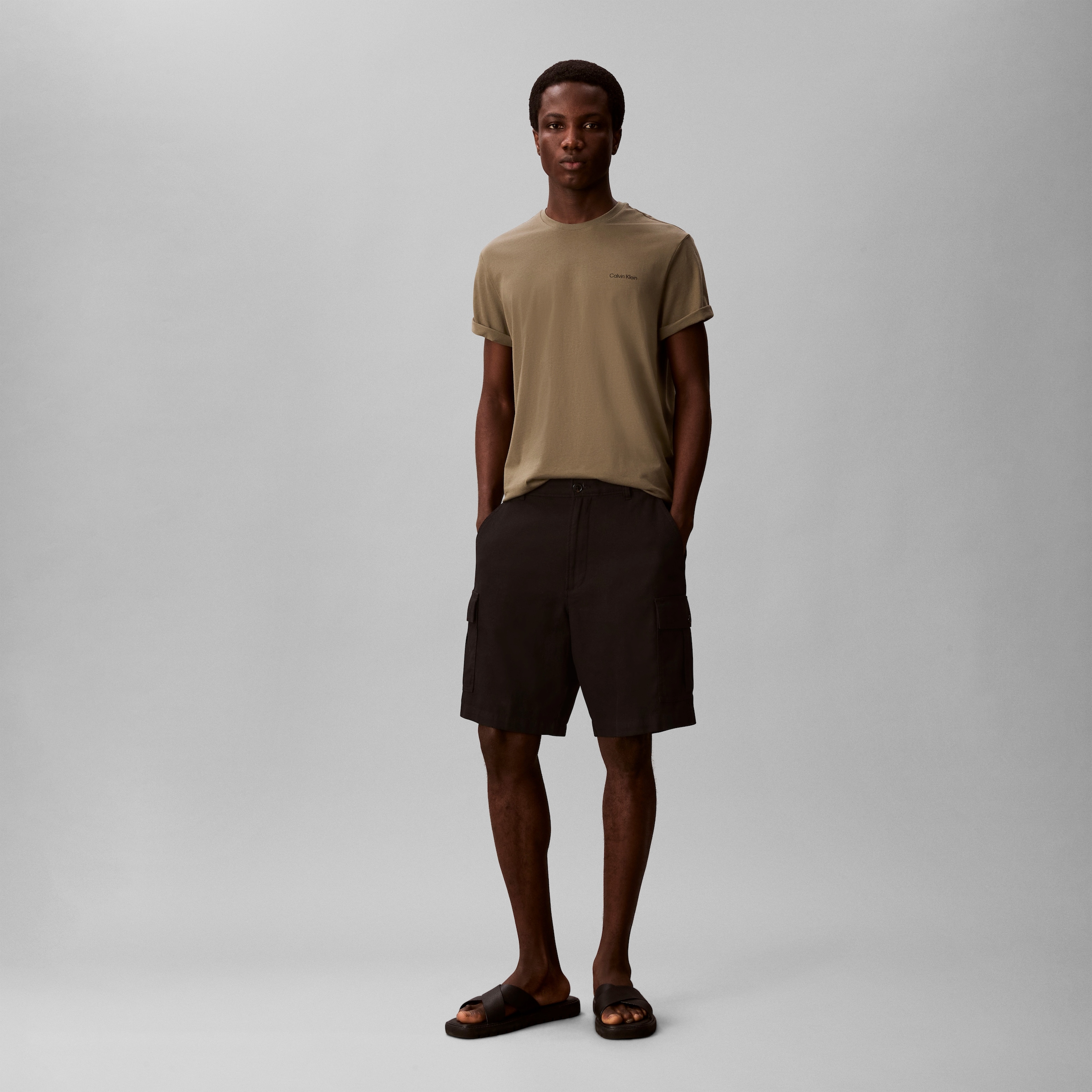 Calvin Klein T-Shirt »SS MICRO LOGO CREWNECK TEE« Regular fit mit Rundhalsausschnitt