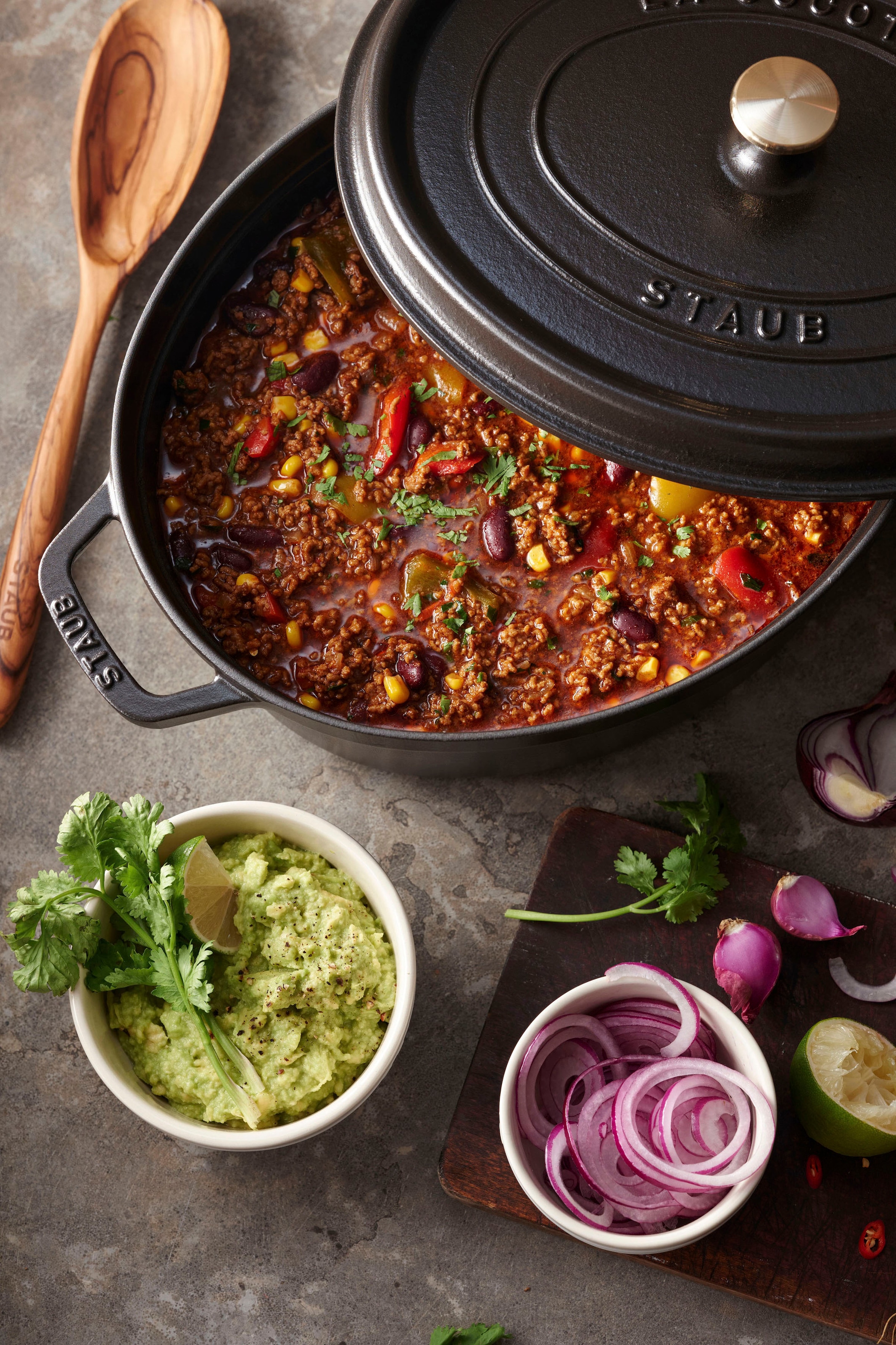 STAUB Bräter »Cocotte«, Gusseisen, (1 tlg.), robust, langlebig, perfekte Hitzeverteilung, Aromaregen-Deckel