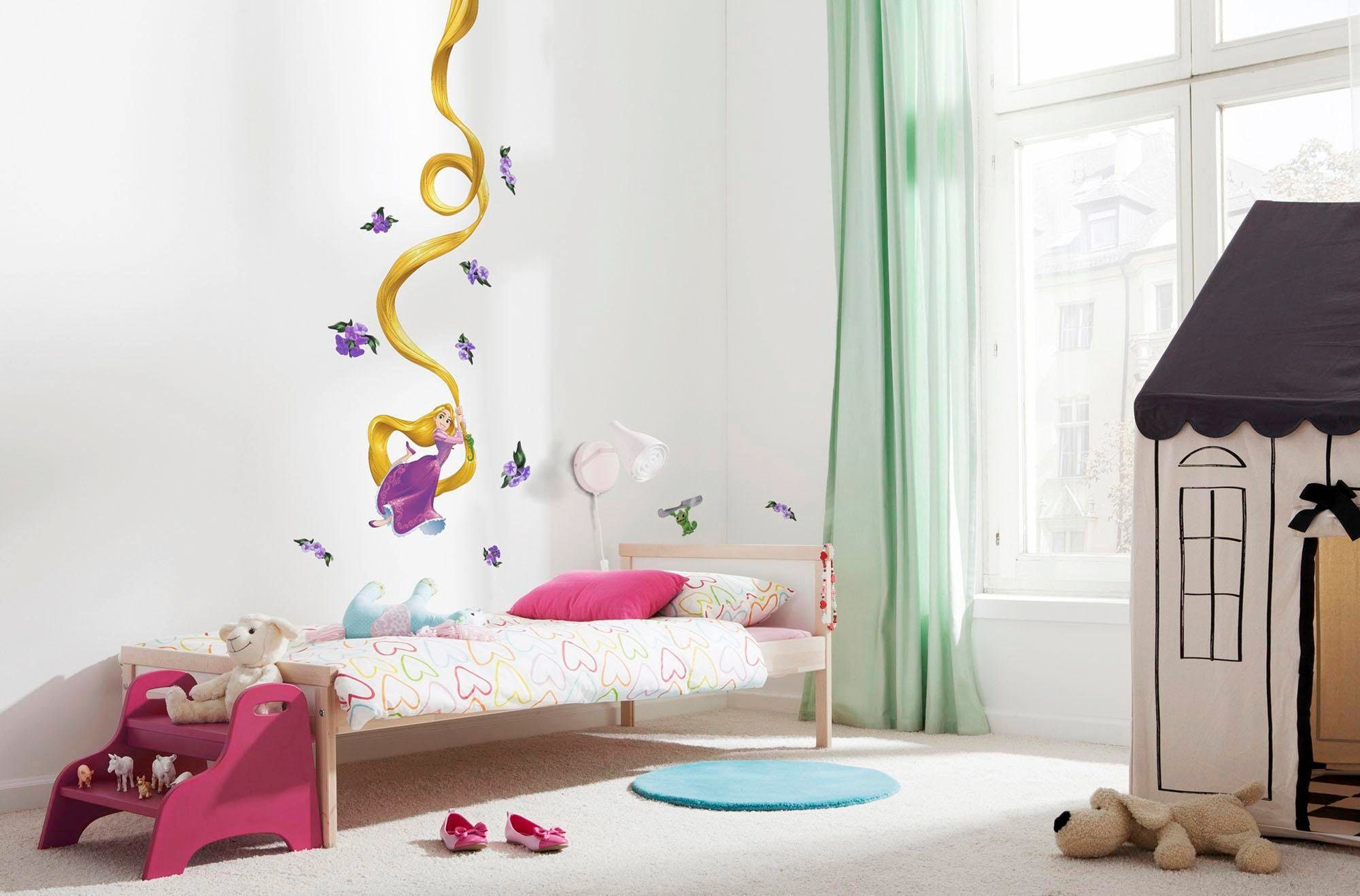Komar Wandtattoo »Rapunzel - Größe 100 x 70 cm«, selbstklebend, Wandsticker, Kinderzimmer