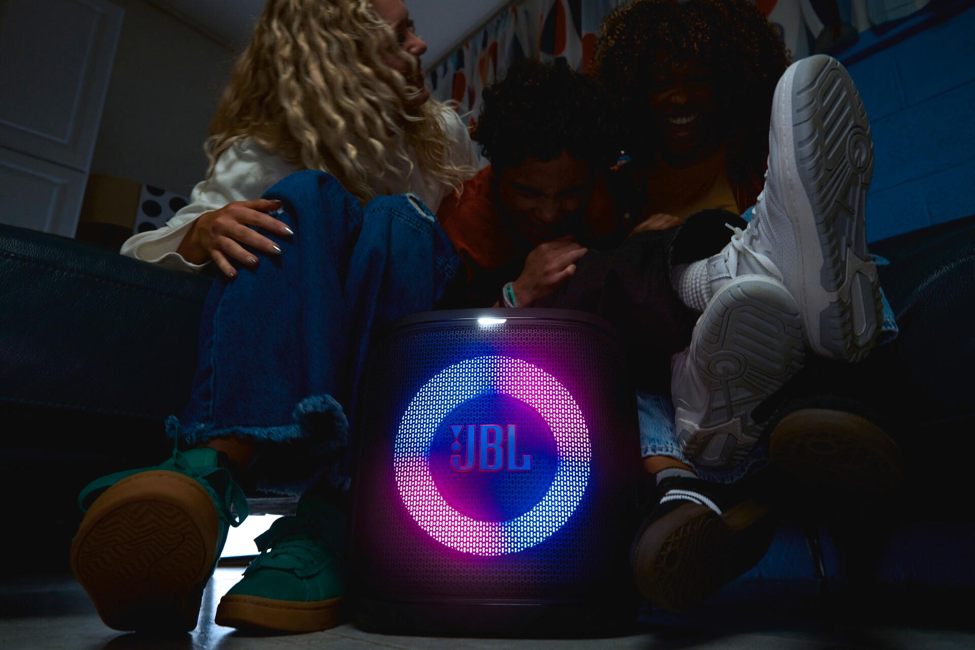 JBL Lautsprecher »PartyBox Encore Essential 2«, JBL Pro Sound, IPX4 spritzwassgeschützt, dynamische Lichteffekte