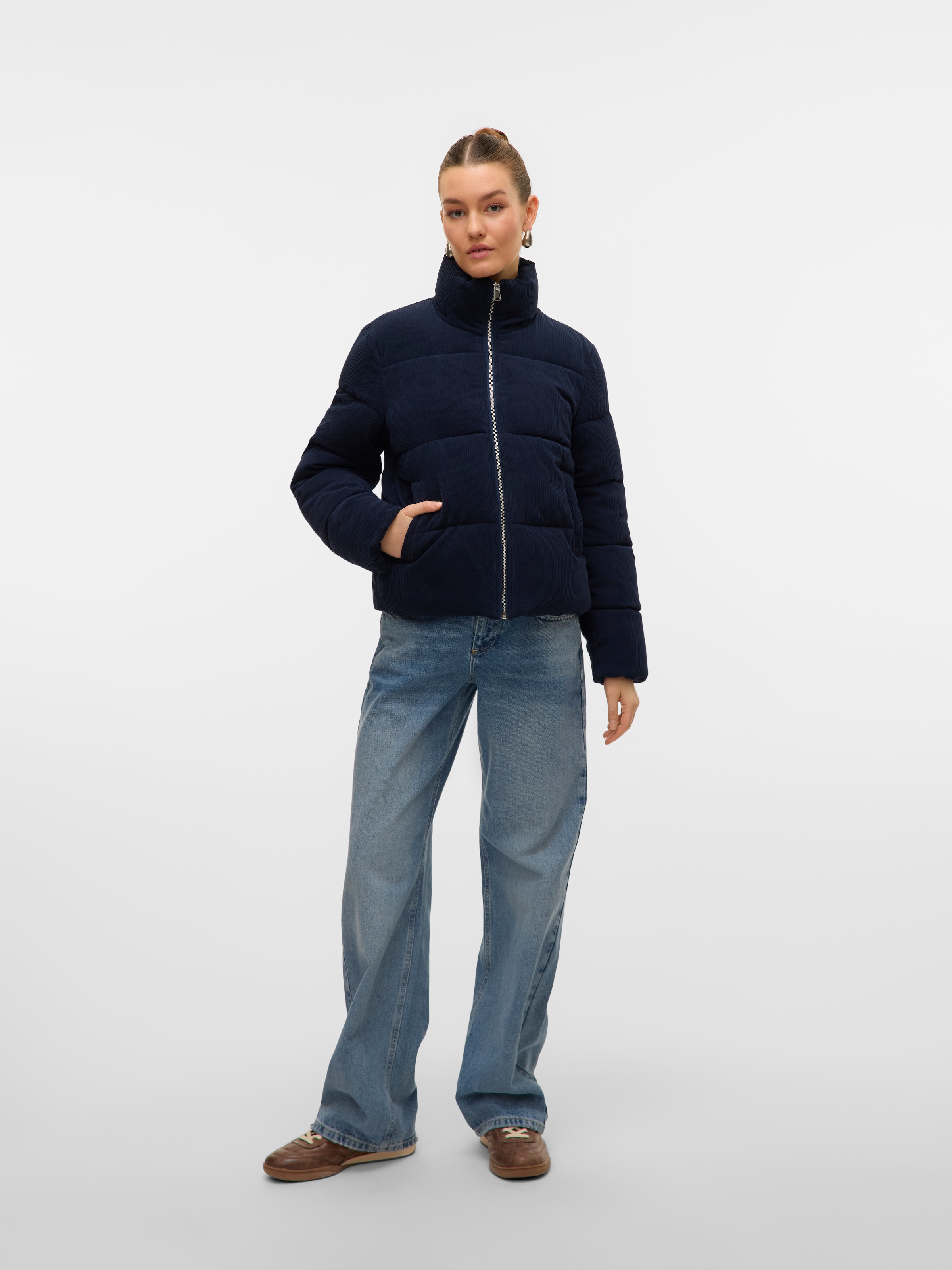 Vero Moda Steppjacke »VMDEBRA SHORT JACKET GA ENT«