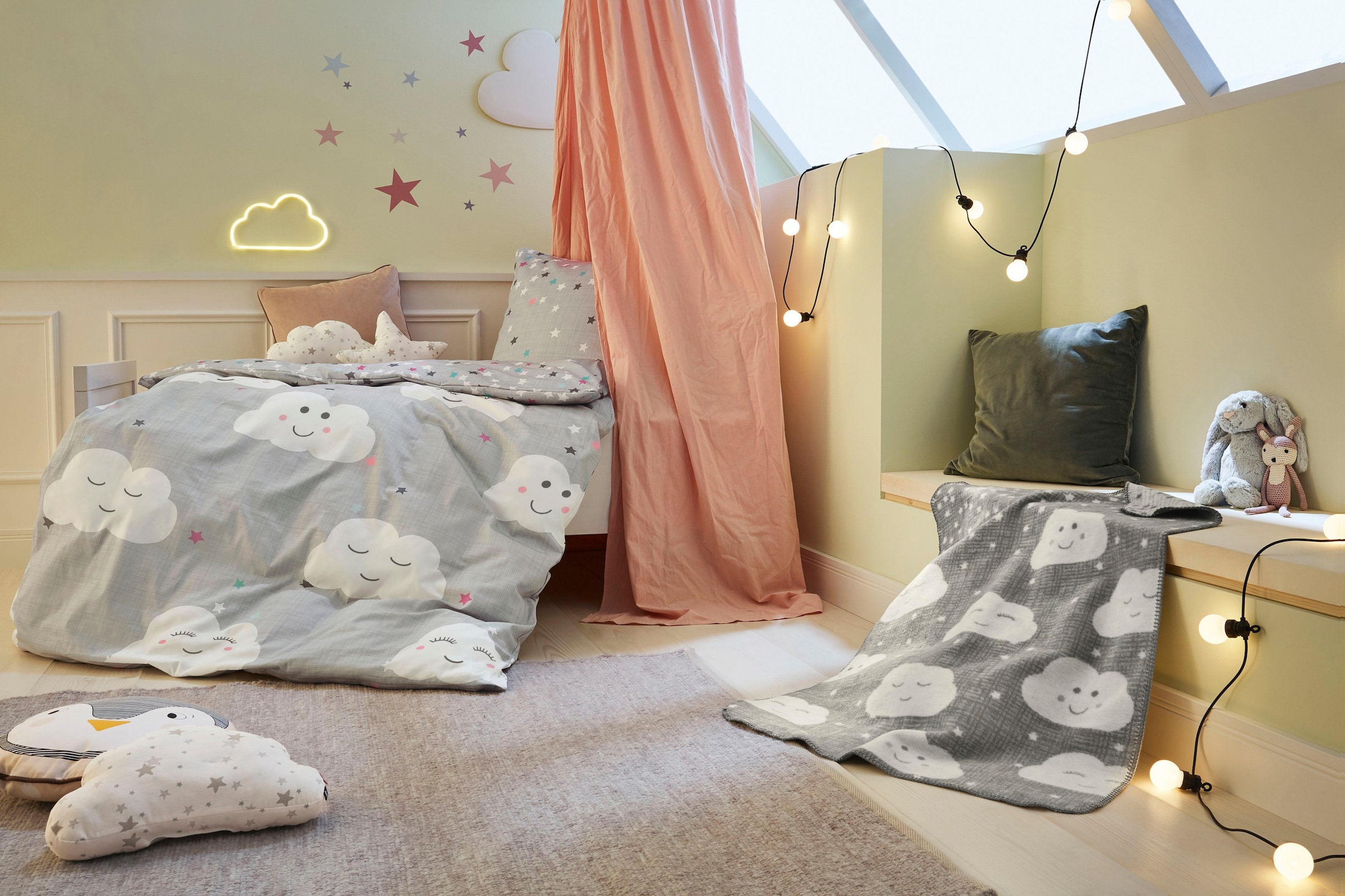 s.Oliver Junior Kinderbettwäsche »Clouds mit Wolken und Sternen«, Markenbettwäsche aus 100% Baumwolle mit Reißverschluss