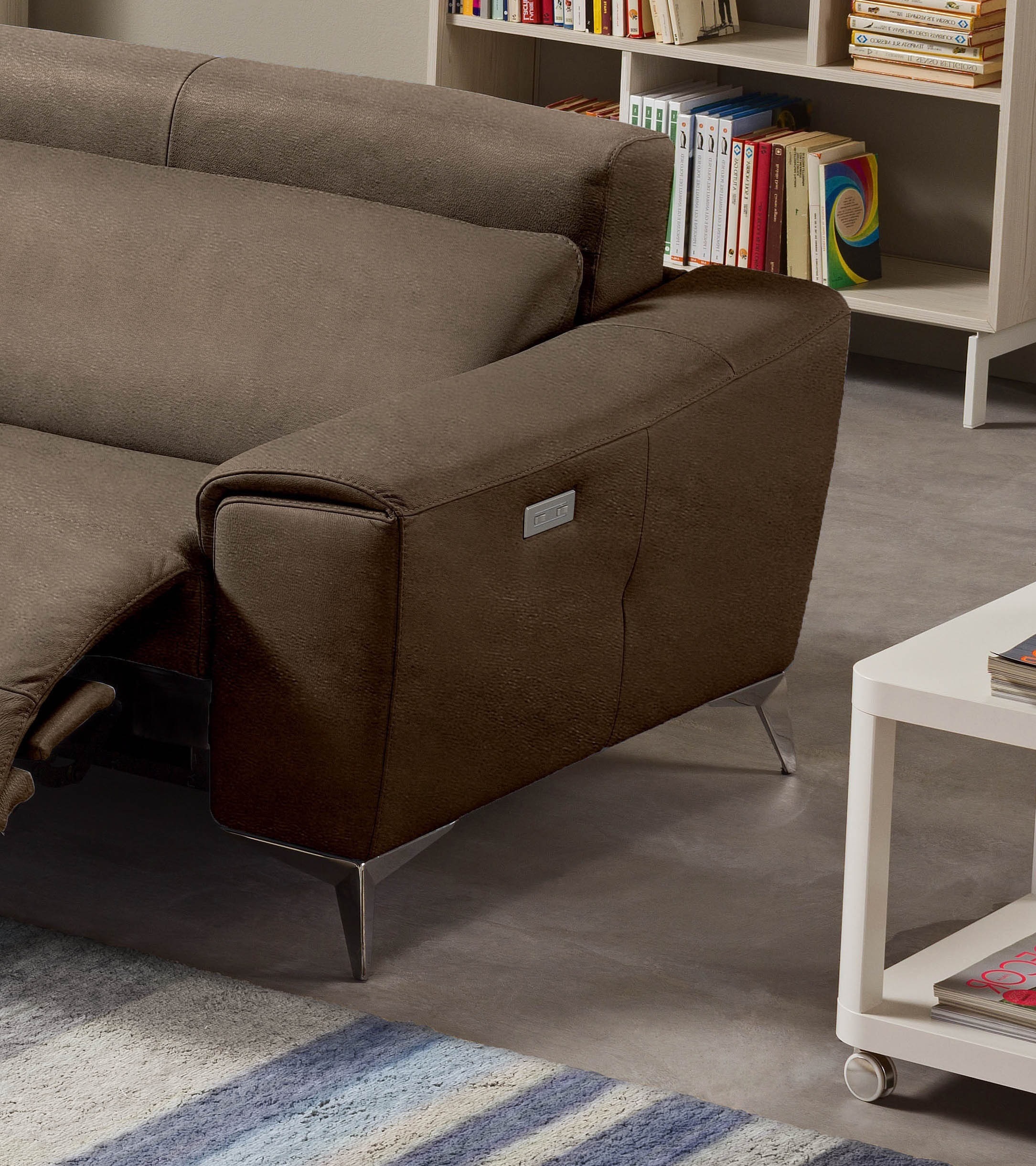 Egoitaliano Ecksofa »Suzette, Designsofa mit hohem Sitzkomfort«, mit Recamiere, inkl. 1 elektronischen Relaxfunktion, L-Form