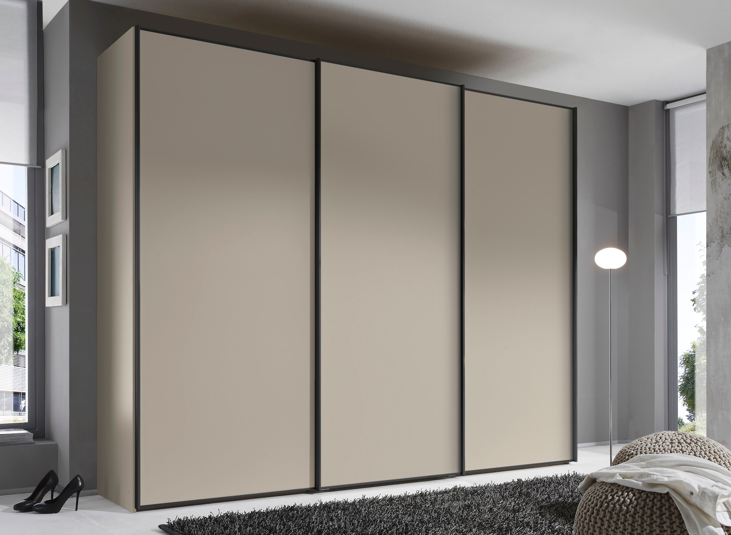 STAUD Schwebetürenschrank »Sinfonie Plus, edles Design in hochwertiger Qualität, Made in Germany« Mit vier verschiedenen Ausstattungsvarianten Sand