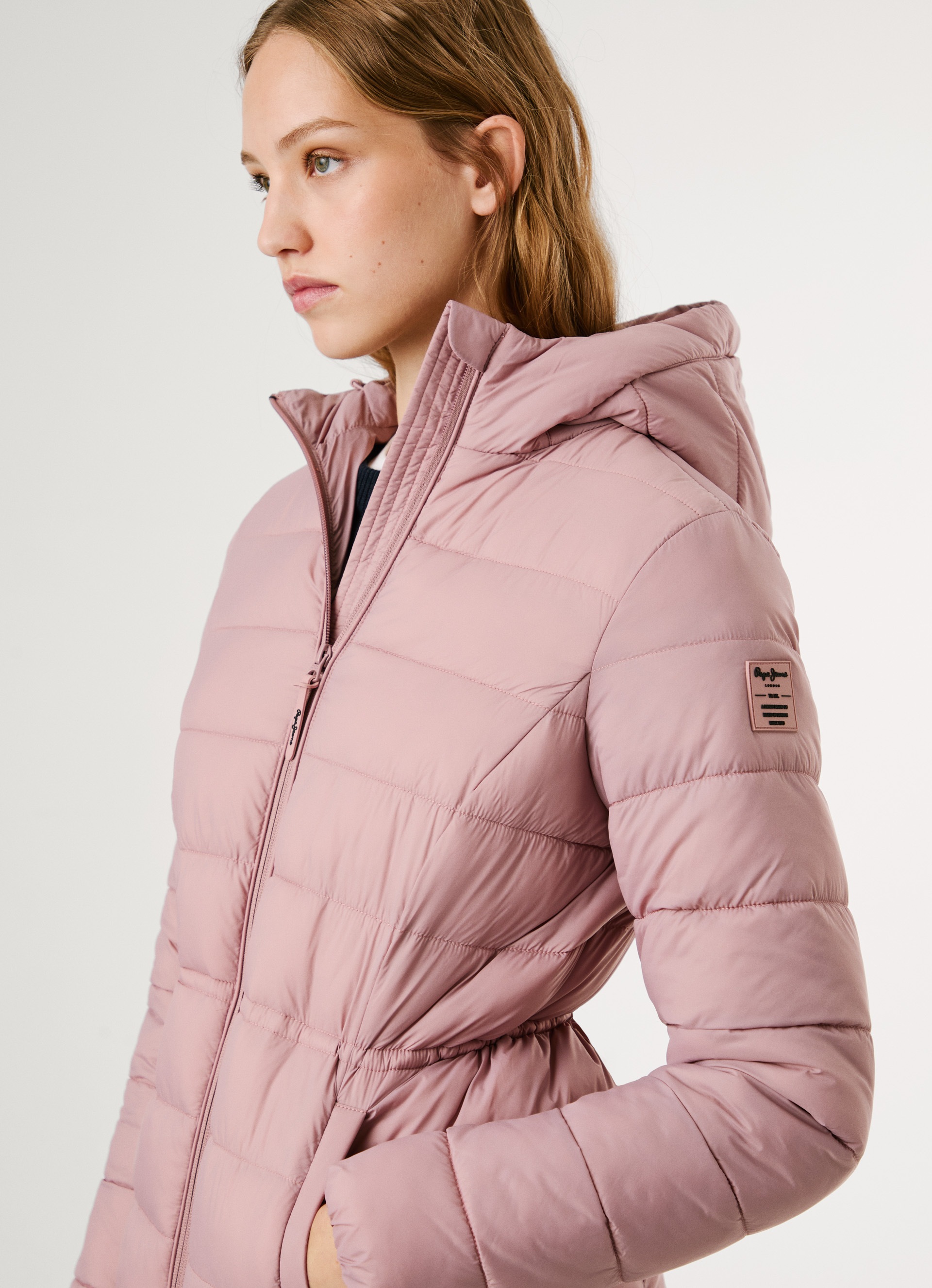 Pepe Jeans Steppjacke »SALLY SHORT« mit Kapuze tailliert, mit verstellbarem Kordelzug