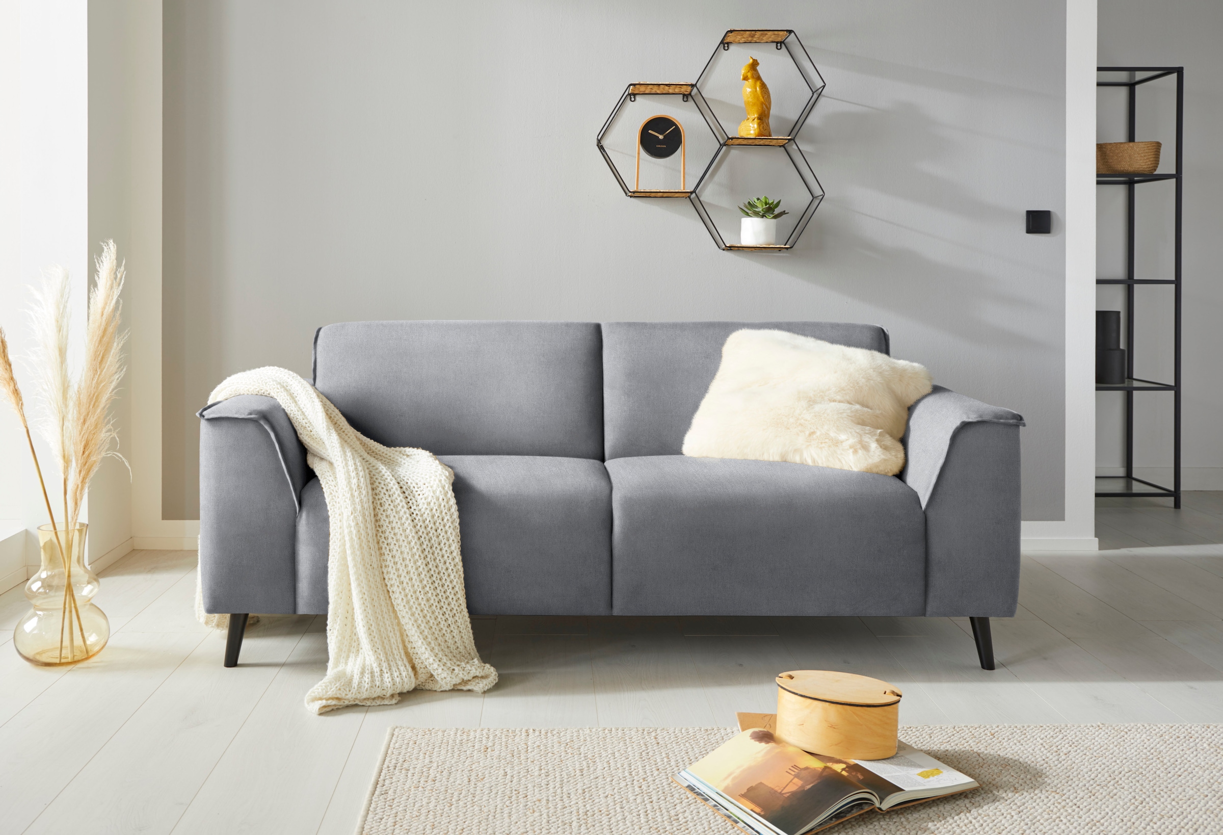 DOMO collection 2,5-Sitzer »Amora tolle Verarbeitungsdetails, komfortabel,«, mit Federkern für hohen Sitzkomfort