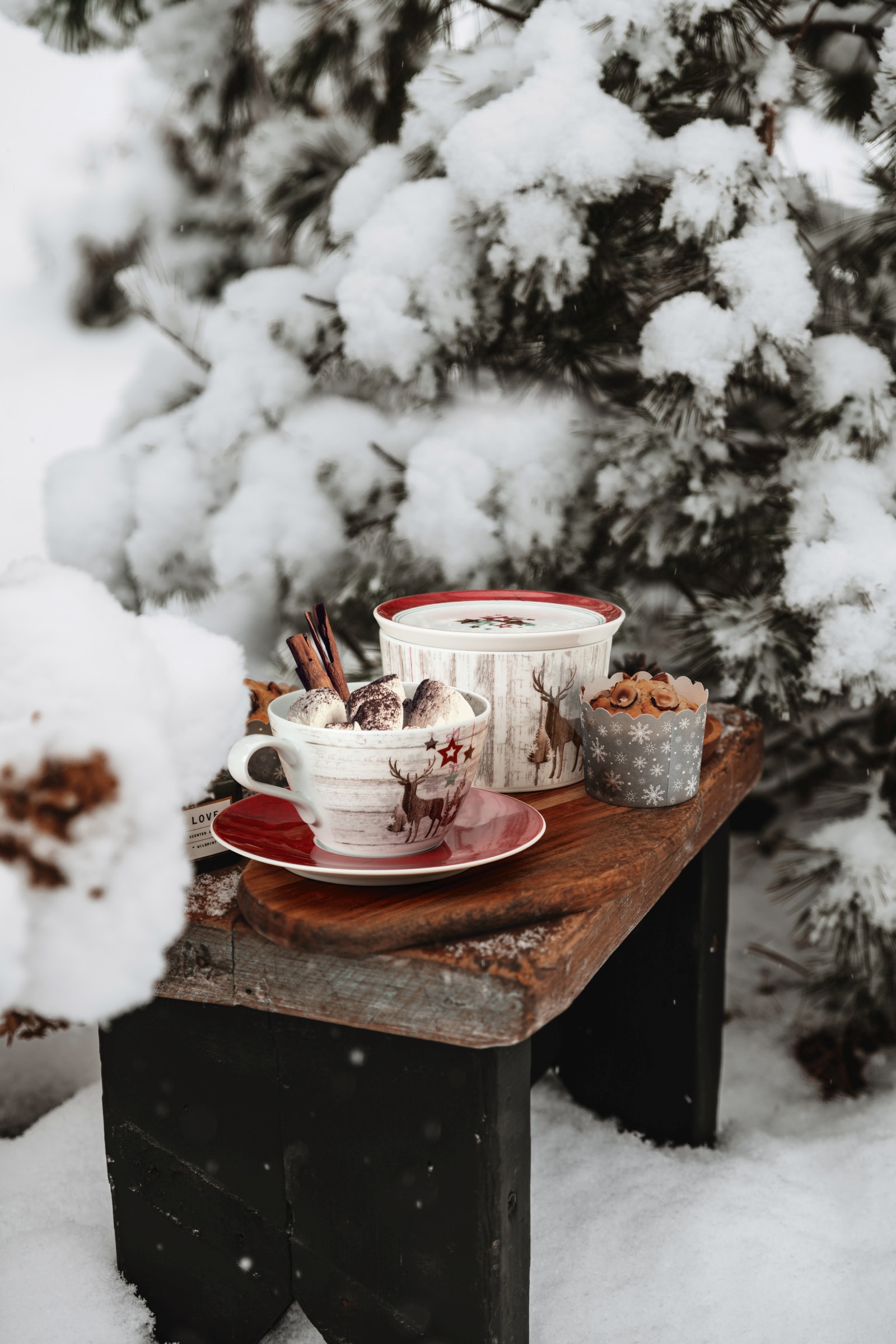 Seltmann Weiden Cappuccinotasse »Life Christmas, Milchkaffeeobertasse, 0,37 l« mit weihnachtlichem Dekor