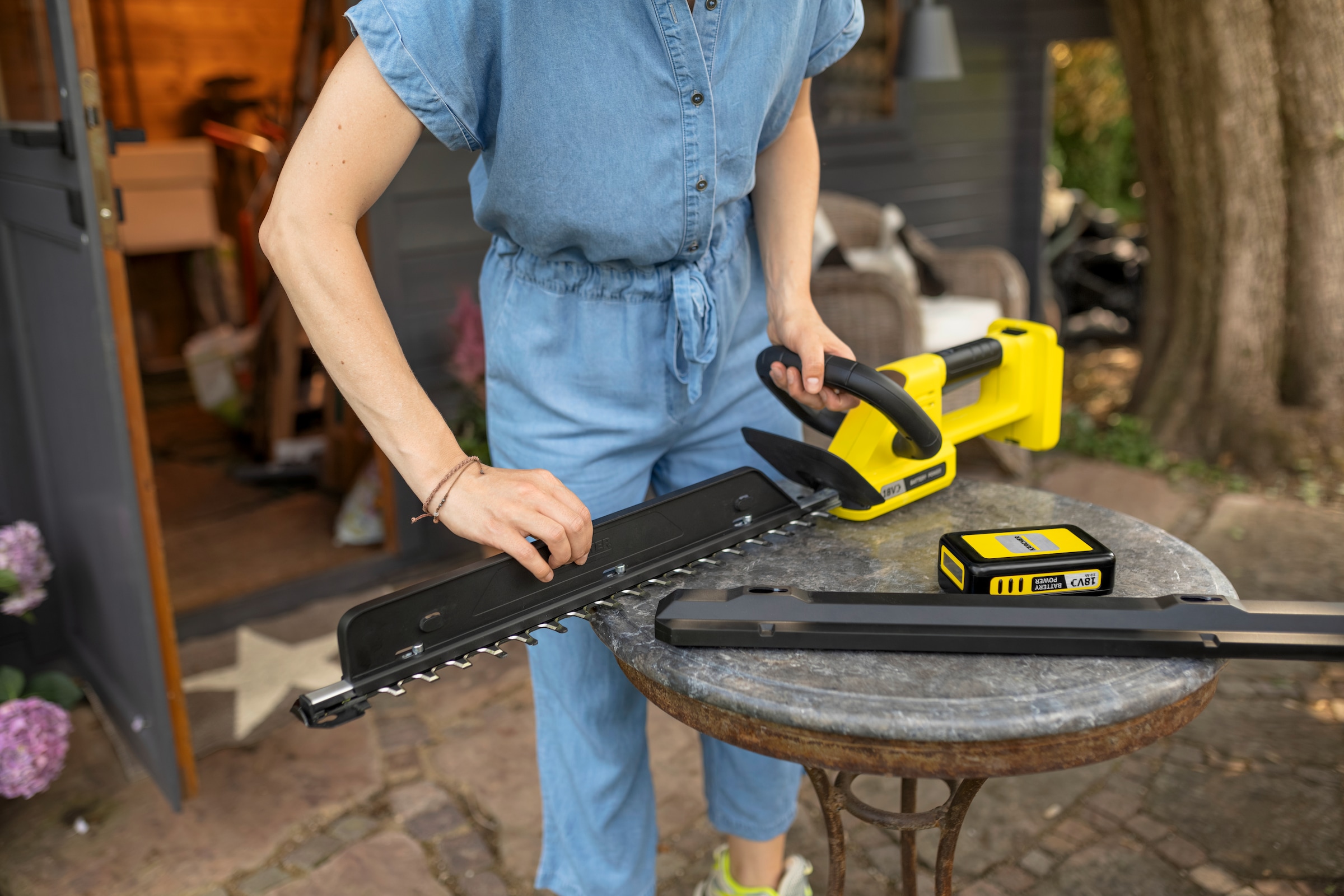 KÄRCHER Akku-Heckenschere »HGE 3-18 BATTERY SET *EU« ()