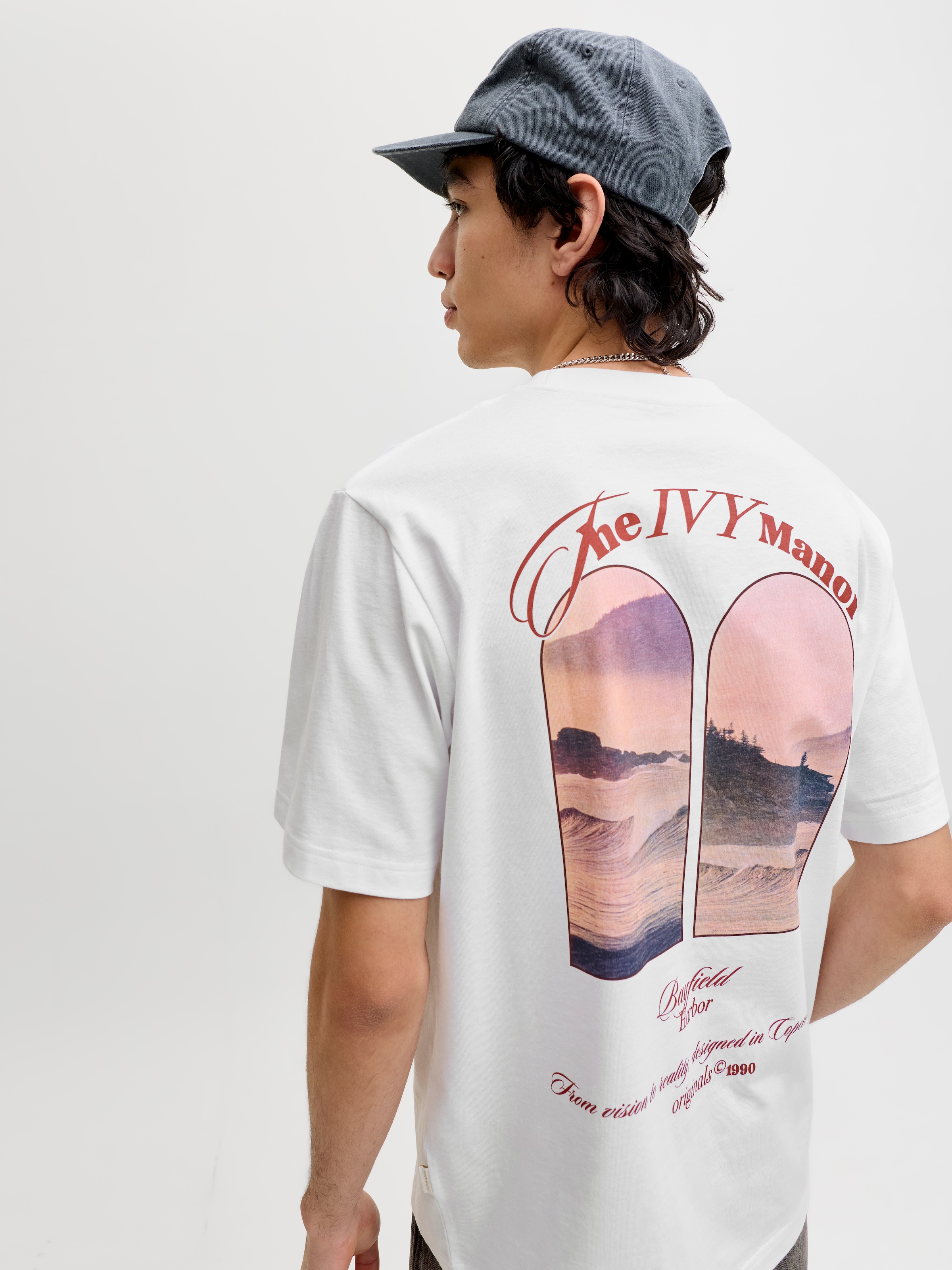 Jack & Jones T-Shirt »JORMONTAUK PHOTO BACK TEE SS CN«