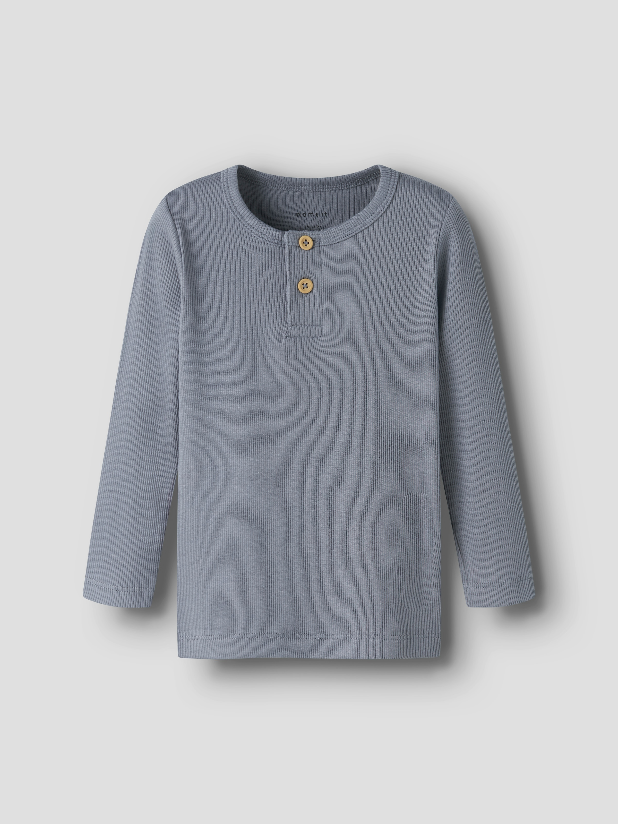Name It Langarmshirt »NMMKAB LS TOP NOOS«, im Henley-Stil - mit kurzer Knopfleise am Ausschnitt