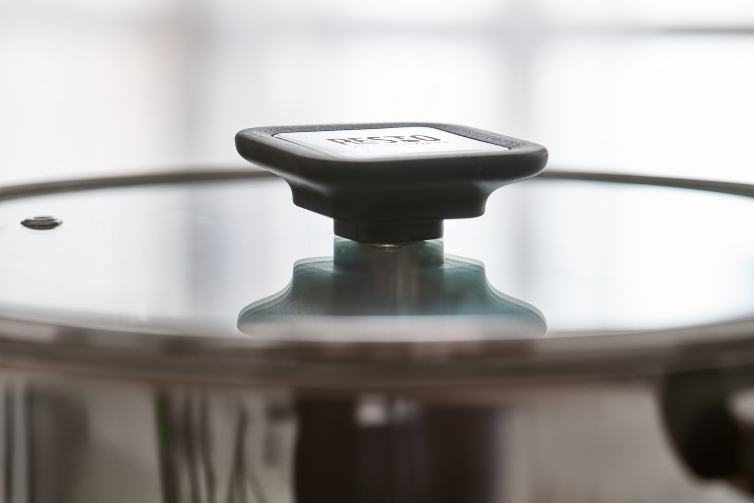 RESTO Kitchenware Kochtopf »Anser, energiesparend und spülmaschinenfest, im Geschenkkarton«, Edelstahl 18/10, (2 tlg.), Geeignet für alle Herdarten, auch Induktion, mit klappbaren Griffen
