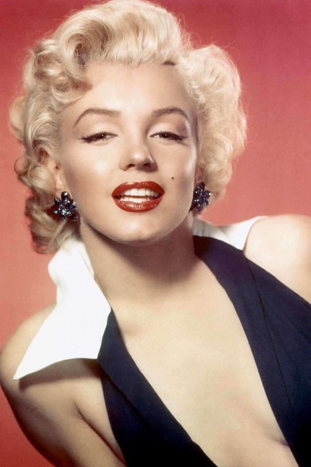 queence Acrylglasbild »Marilyn Monroe - Red Love«, Frau-Stars-Portrait-Foto günstig online kaufen