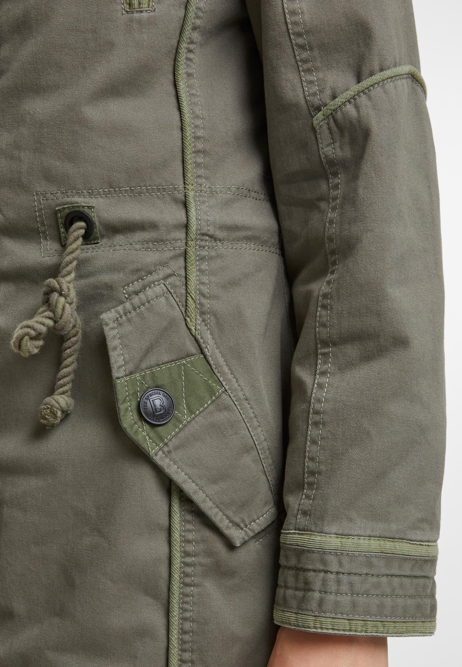 Brandit Parka »Brandit Brandit Women Emma Winterparka« 1 Stk. tlg. mit Kapuze